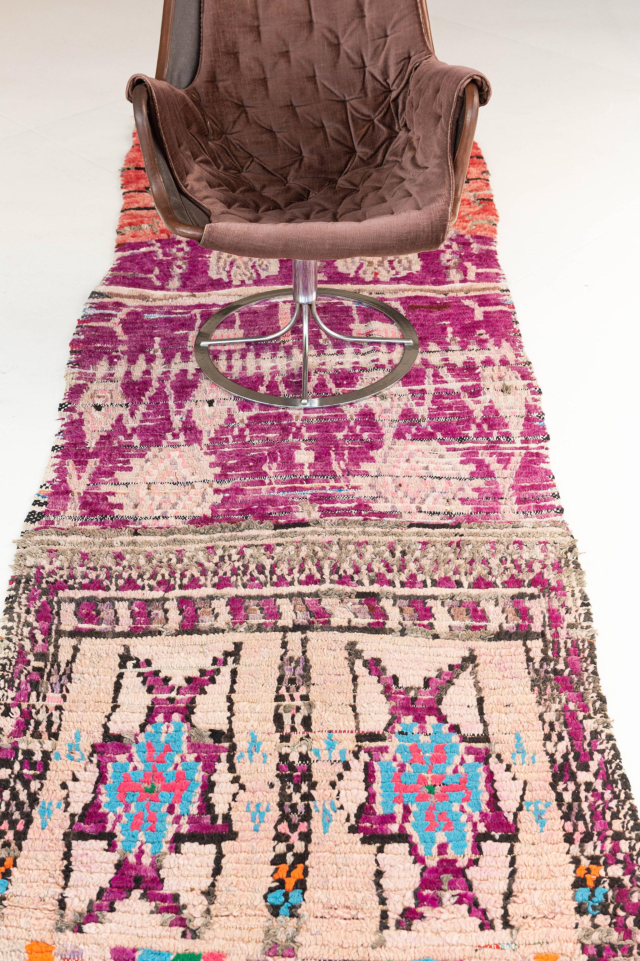 Vintage Moroccan Boujad Tribe Berber Rug In Excellent Condition For Sale In WEST HOLLYWOOD, CA