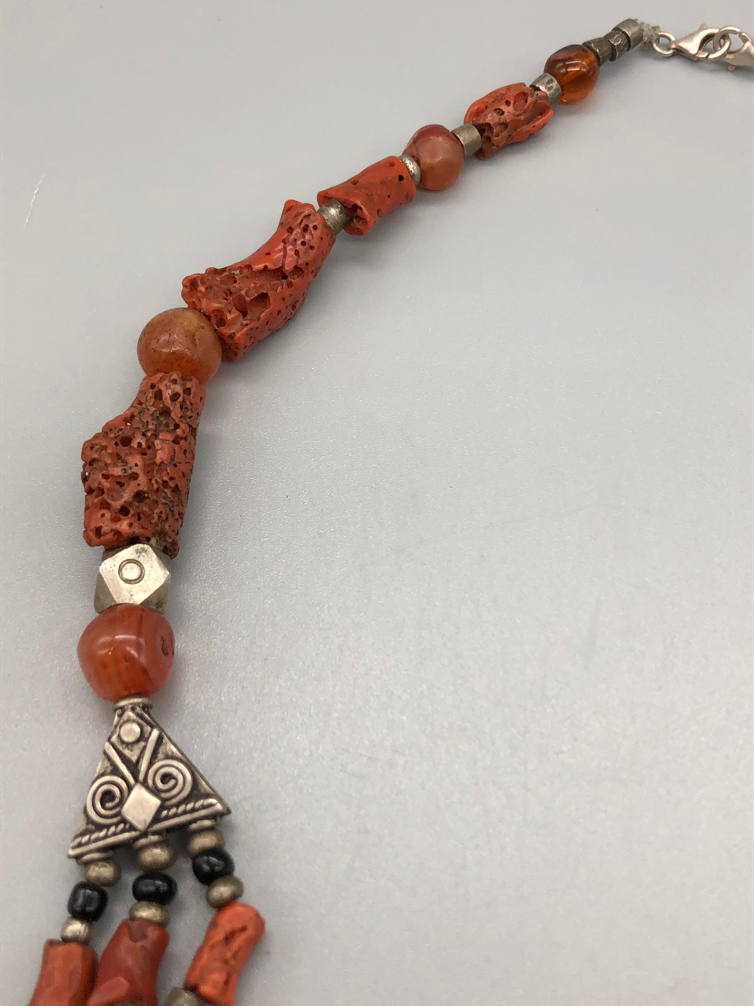 20th Century Vintage Moroccan Branch Coral Necklace, Handmade Multi-Strand, Silver, Agate For Sale