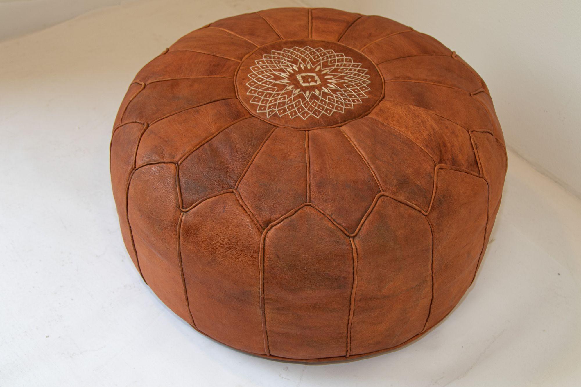 Vintage Marokkanisch Brown Leder Pouf (Maurisch) im Angebot