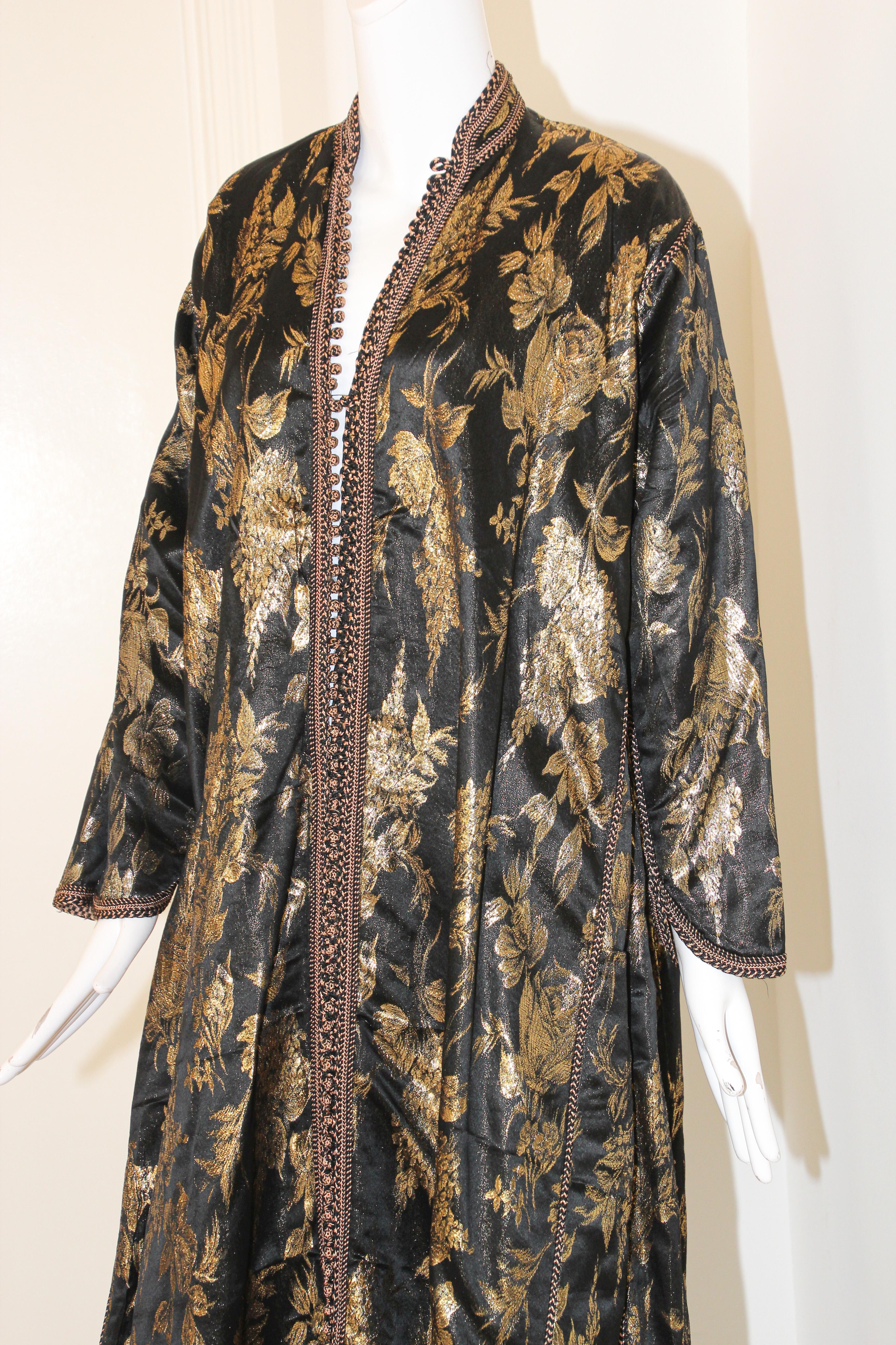 Vintage Moroccan Caftan, Black and Gold Embroidered, ca. 1960s In Good Condition For Sale In North Hollywood, CA