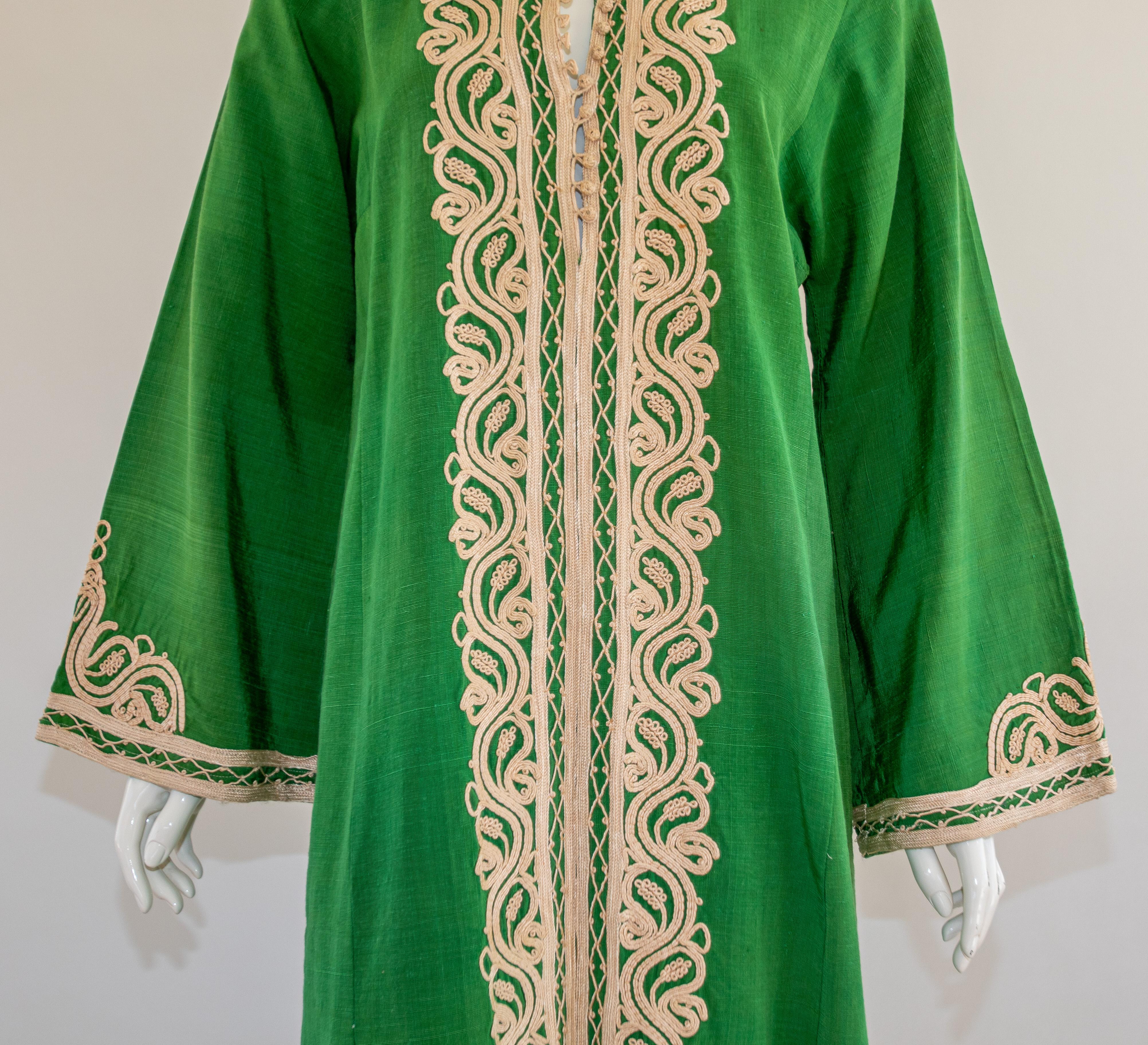 Robe longue vintage marocaine caftan vert émeraude, taille M Pour femmes en vente