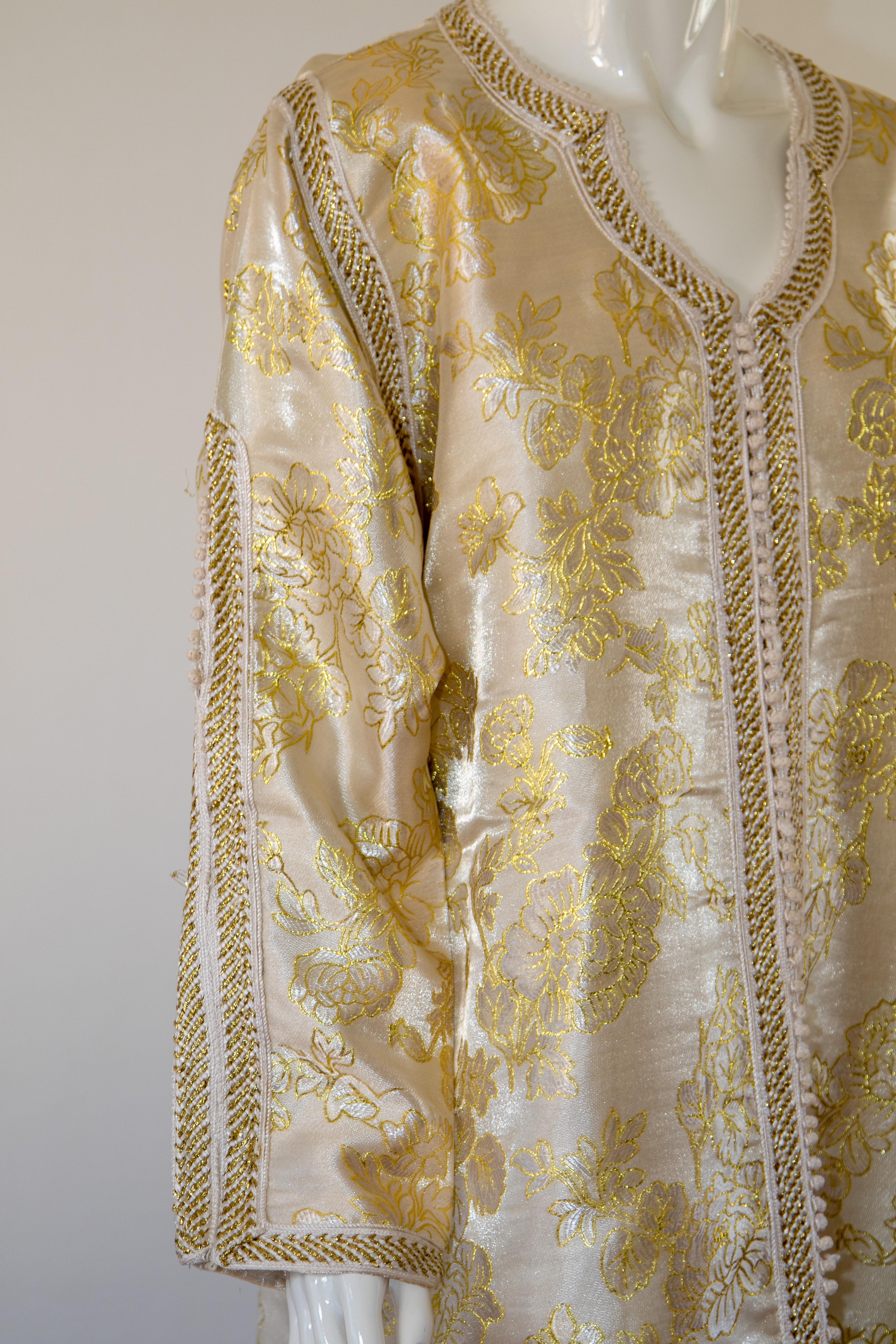Vintage Moroccan Caftan in Gold Brocade Maxi Dress Kaftan Size L to XL For Sale 2