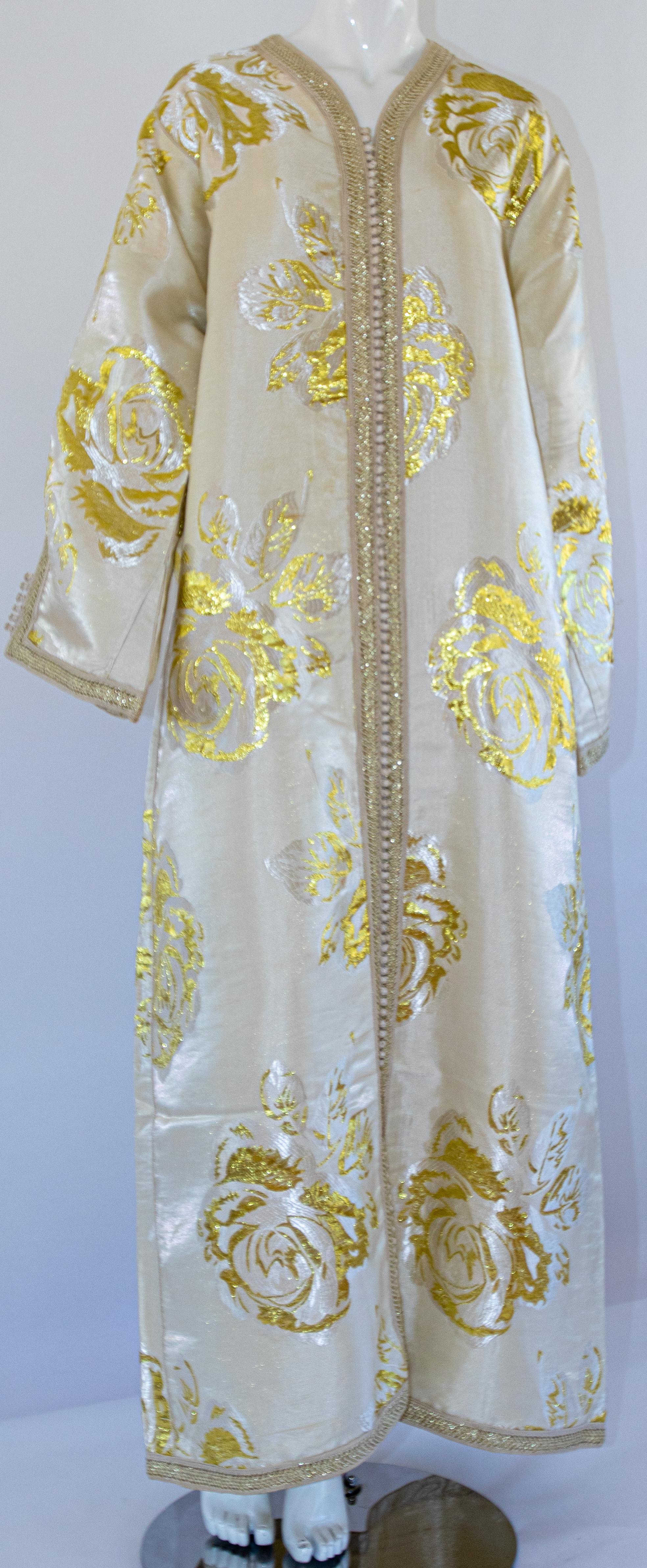 Gris Caftan marocain vintage, brocart floral blanc et or métallisé en vente