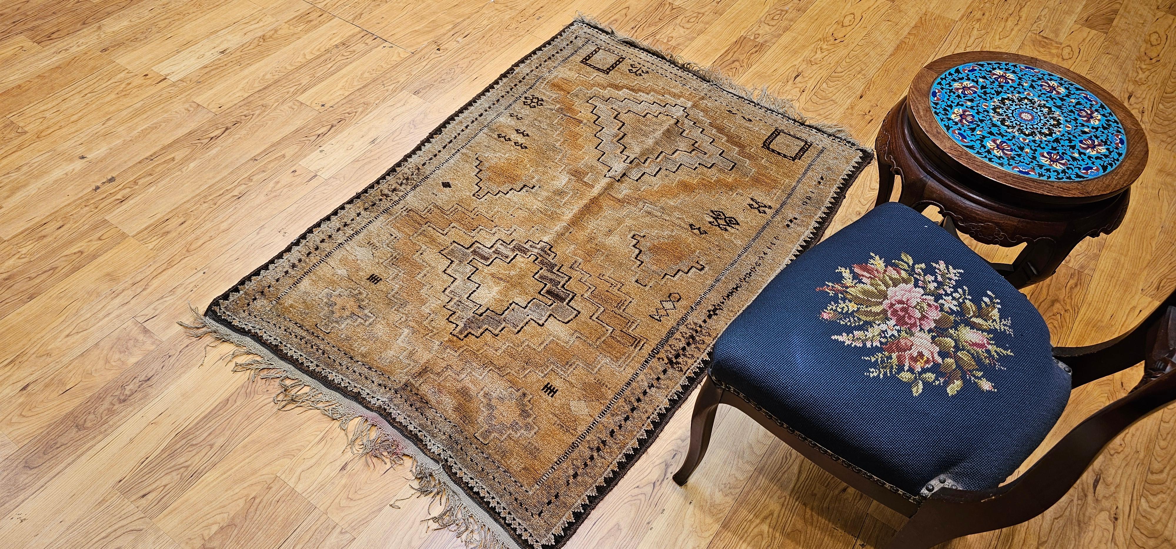 Vintage marokkanischen Kamelhaar Stammesgebiet Teppich in geometrischen Mustern im Angebot 5