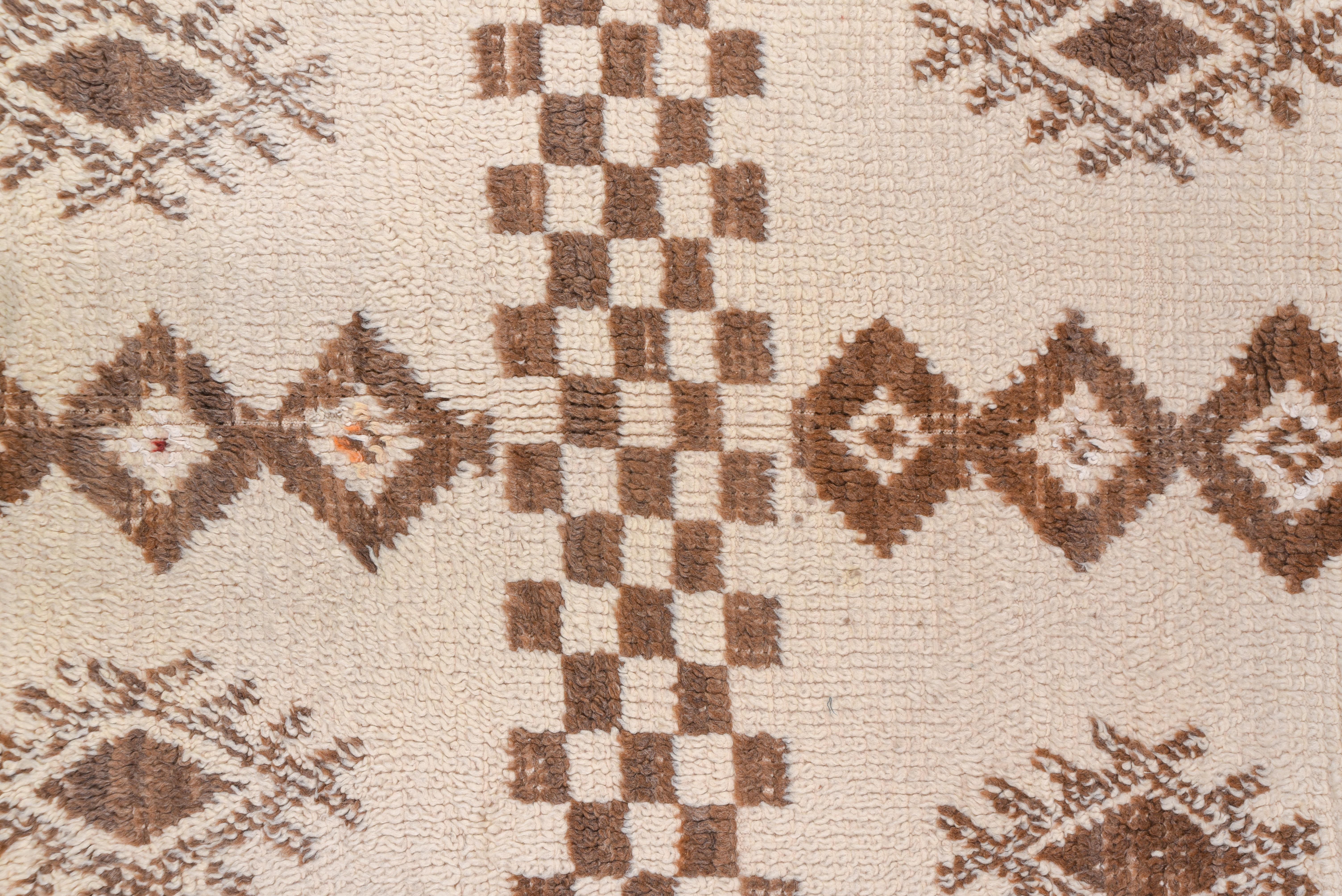 Vintage Moroccan Carpet, circa 1950s In Good Condition In New York, NY