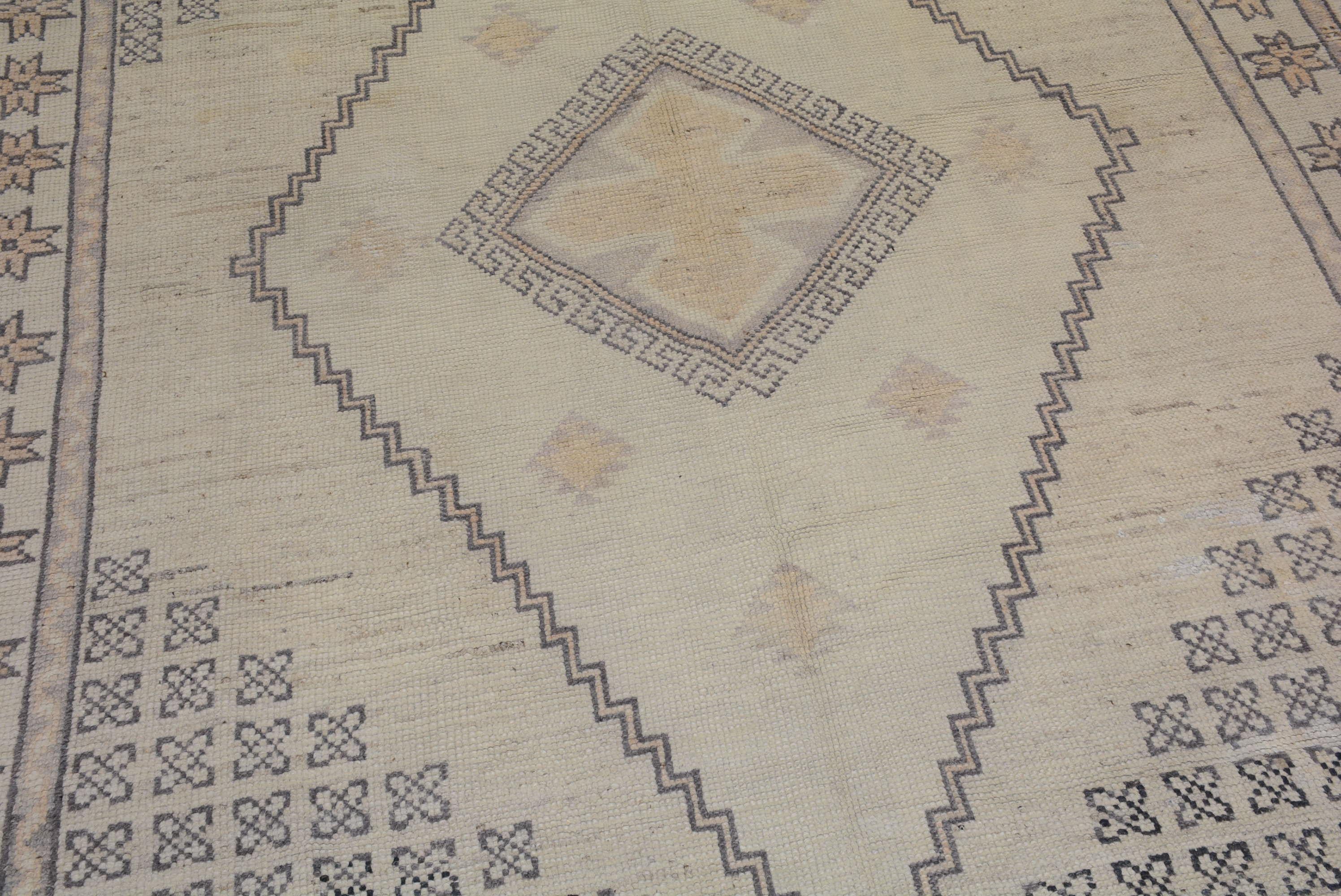 Vintage Moroccan Carpet For Sale 1