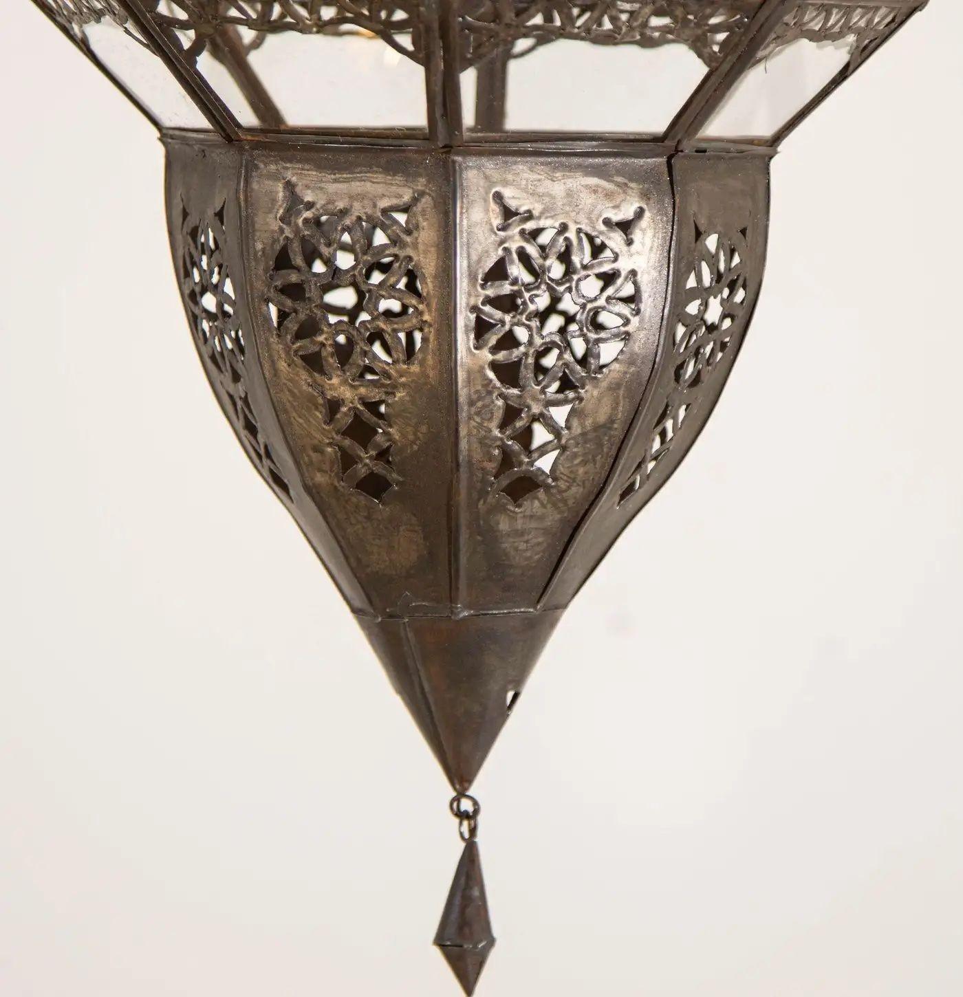 Moroccan Hanging Glass Lantern in Moorish Star Shape For Sale 5
