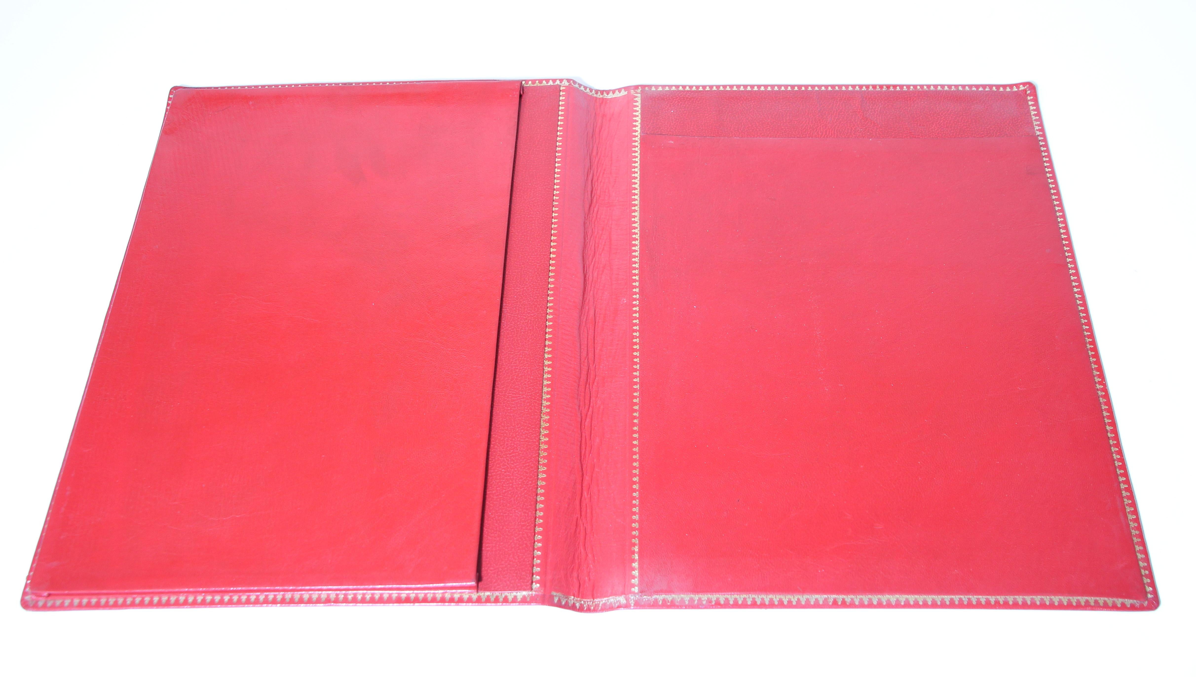 Vintage Moroccan Embossed Leather Padfolio In Good Condition For Sale In North Hollywood, CA