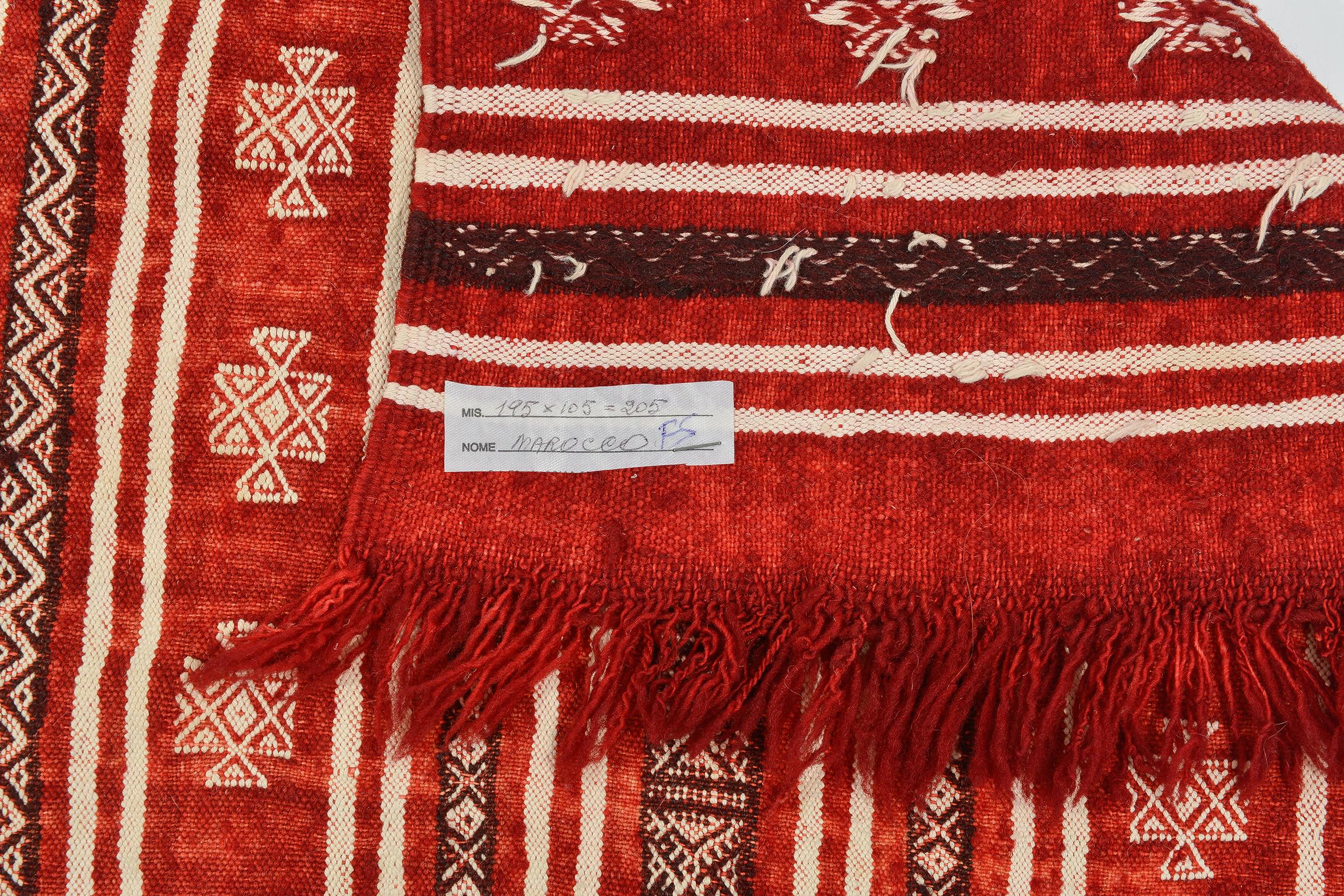 Seltener Tunisischer Ouedzem bestickter Seiden- oder Teppich aus Ouedzem (Tunesisch) im Angebot