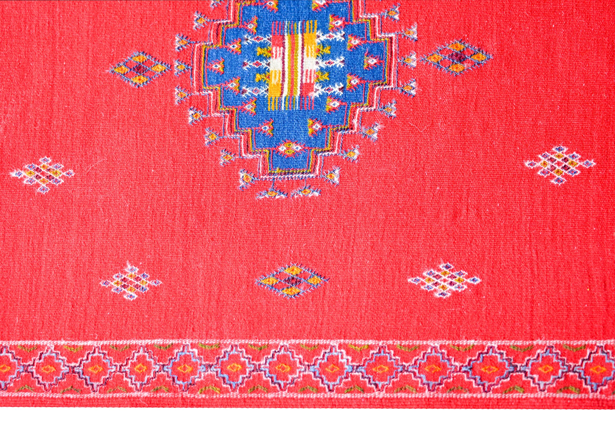Moroccan Flatweave Rug In Good Condition For Sale In Chicago, IL