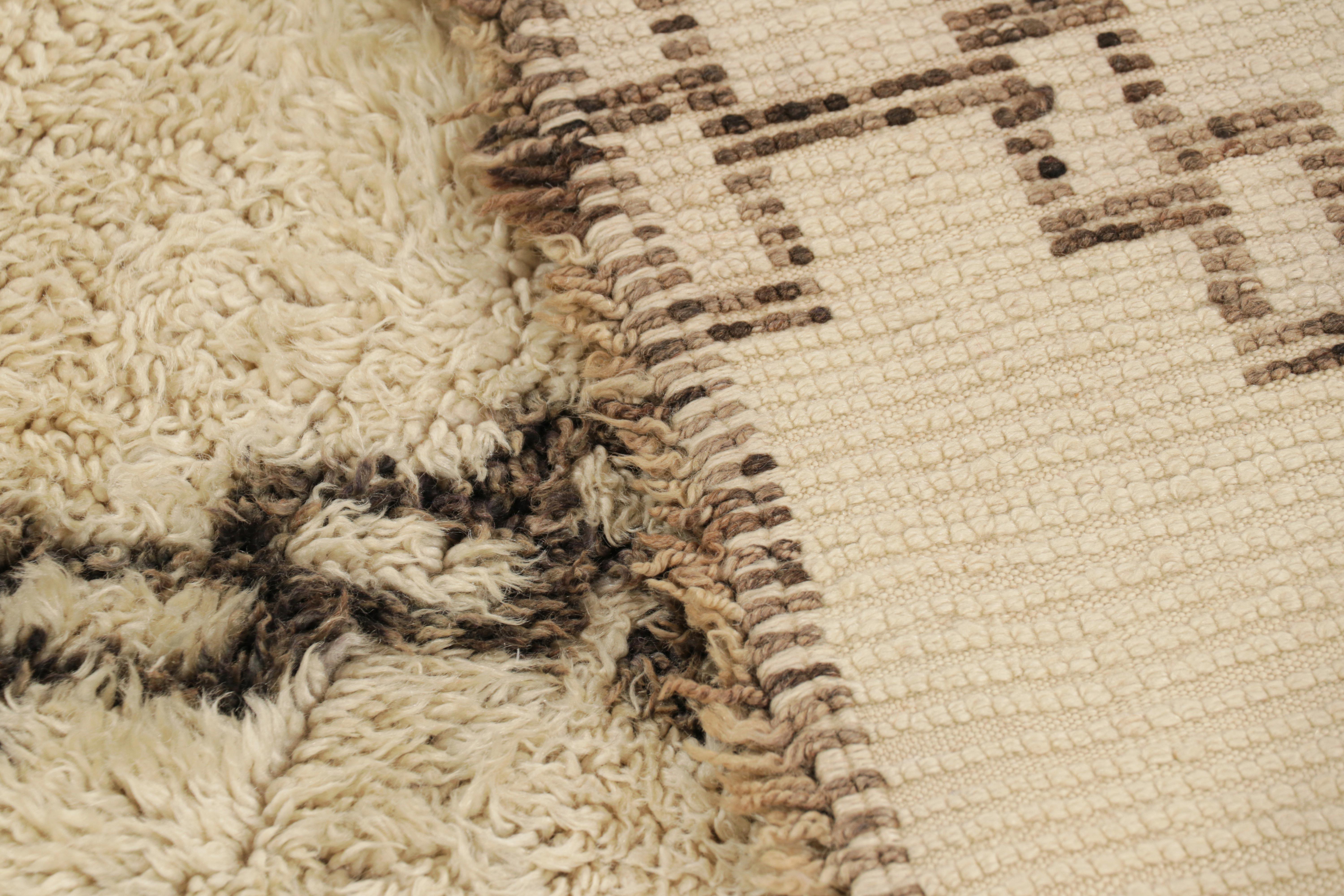 Vintage Moroccan Gallery Runner Rug in Cream with Brown Lozenges  Rug & Kilim For Sale 1