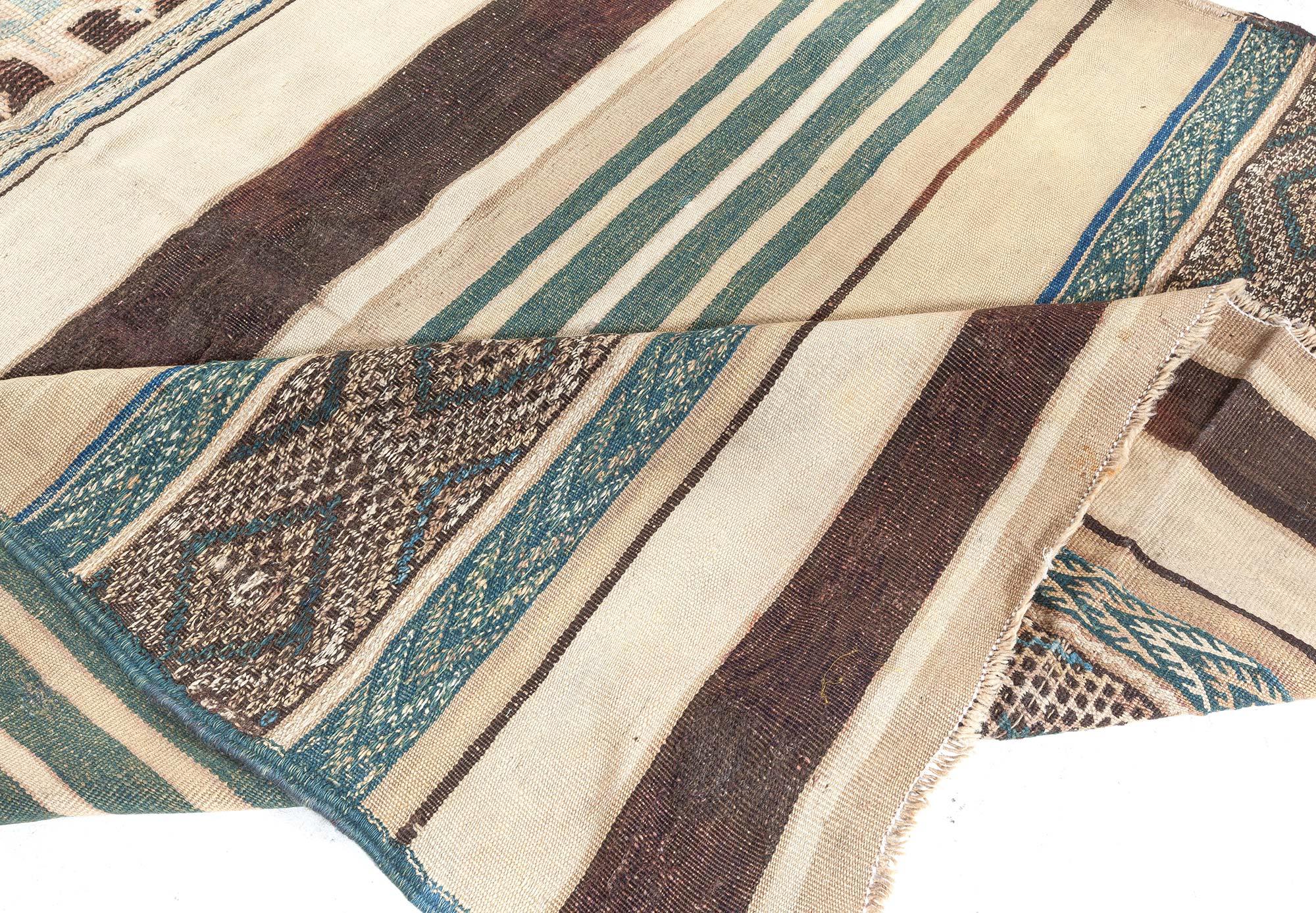 Vintage Marokkanischer Geometrischer Grüner Kilim-Teppich im Angebot 1