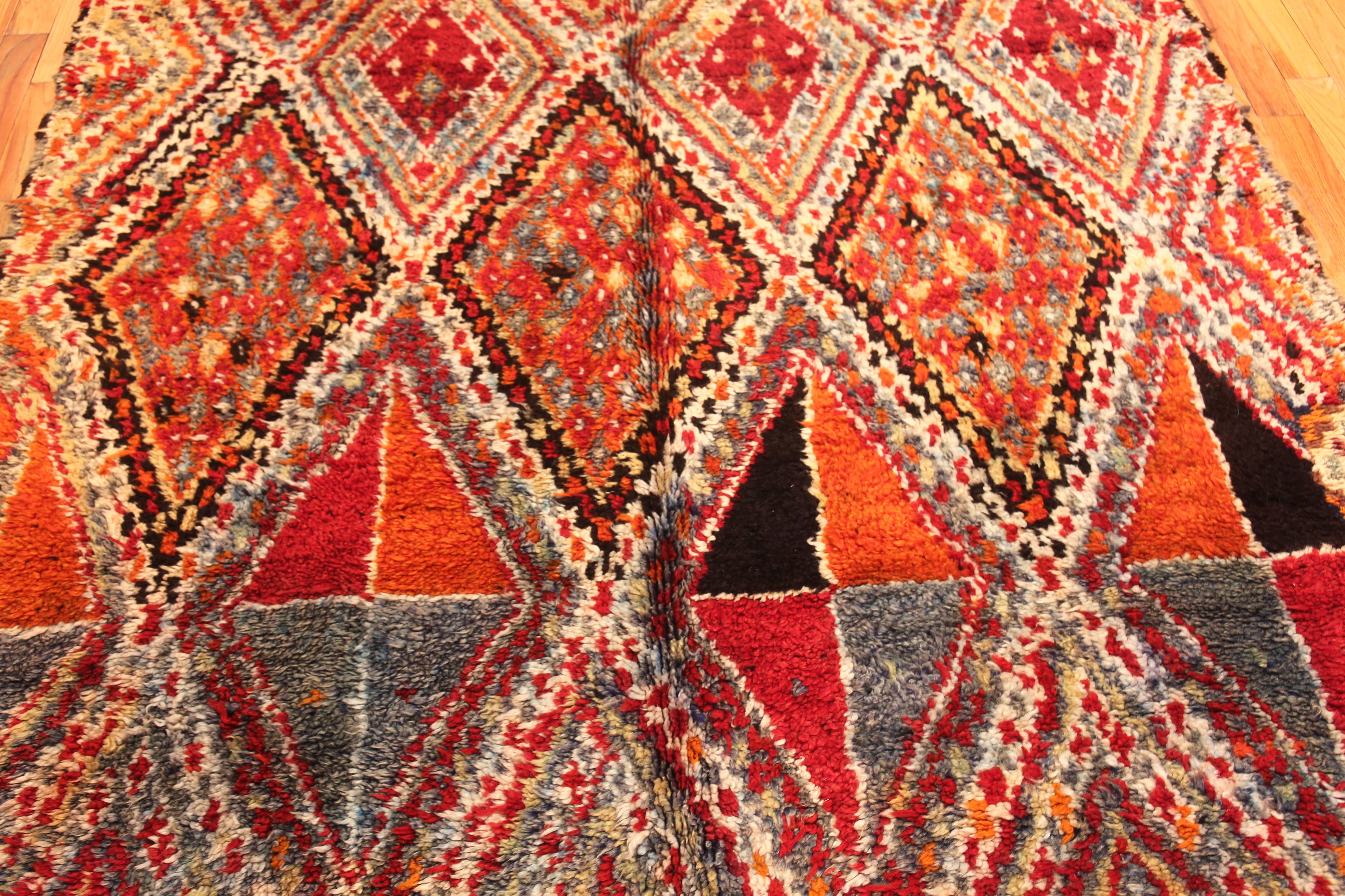 Marocain Tapis tribal géométrique marocain vintage 6'9