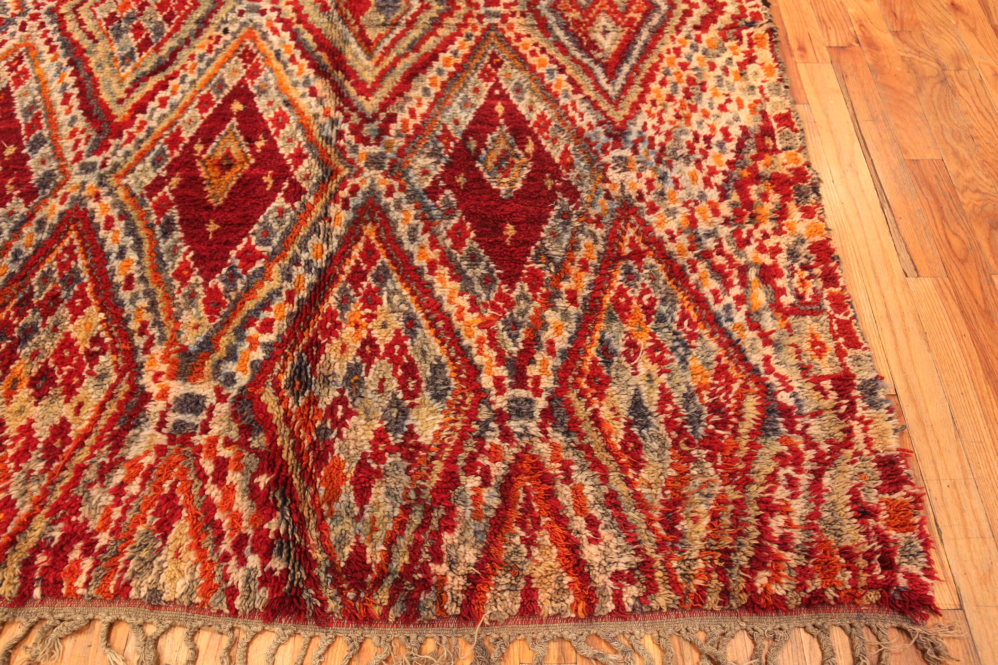 Tapis tribal géométrique marocain vintage 6'9