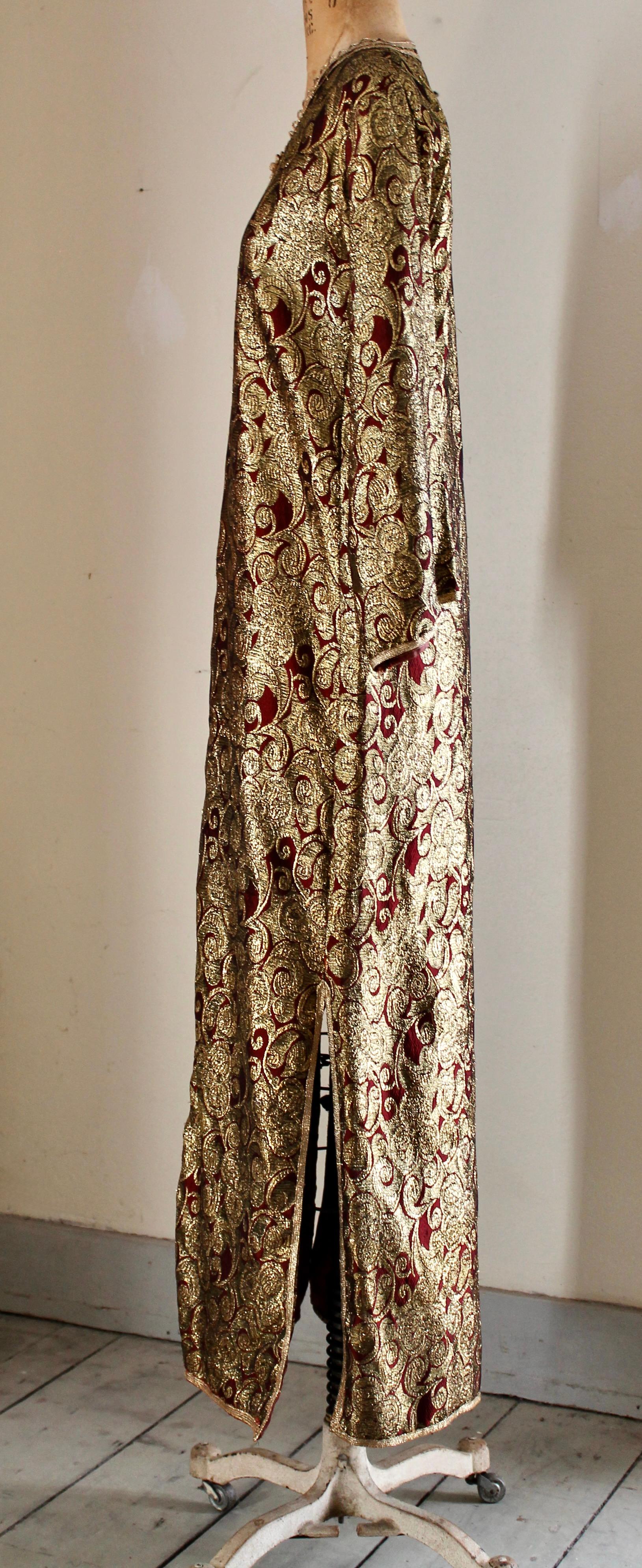 Marron Caftan Marocain Vintage en Lame d'Or en vente