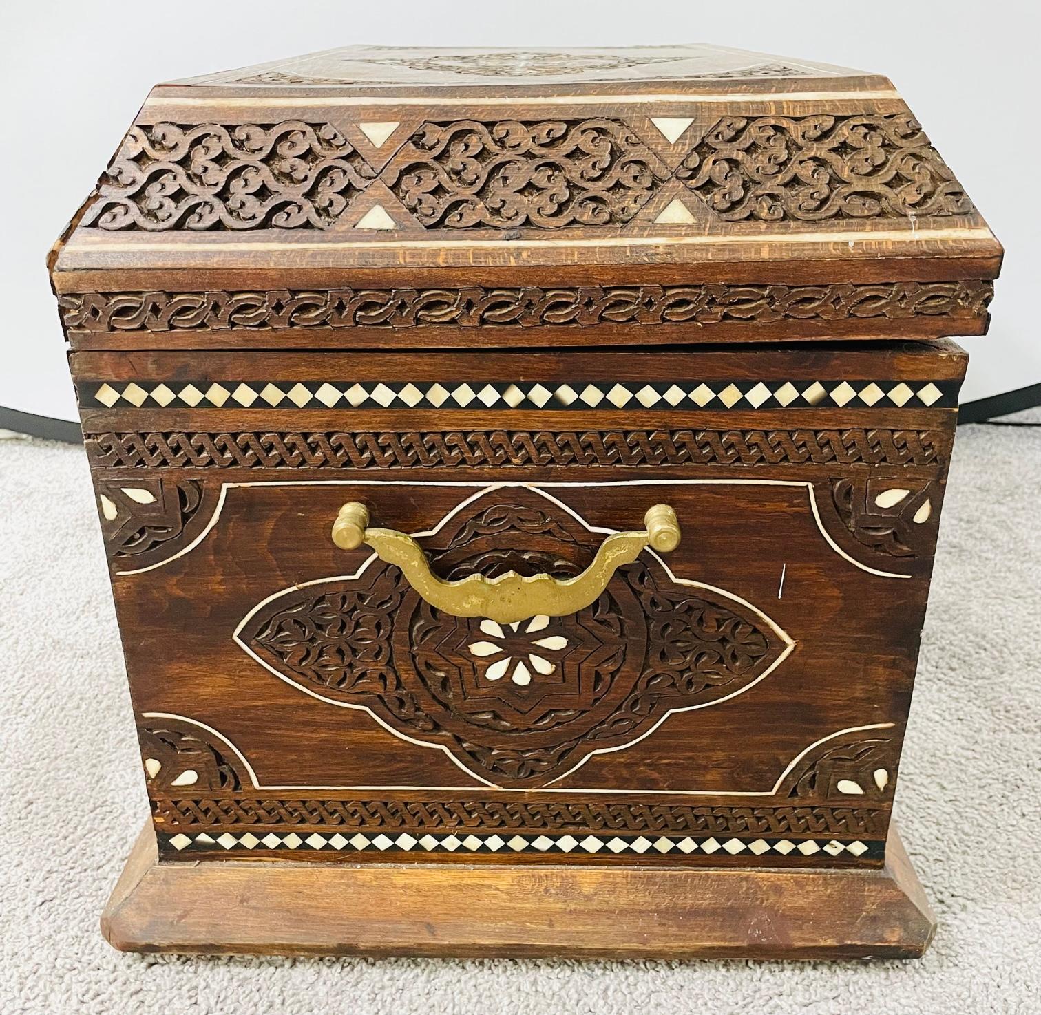 Vintage Moroccan Hand Crafted Storage or Dowry Chest 8