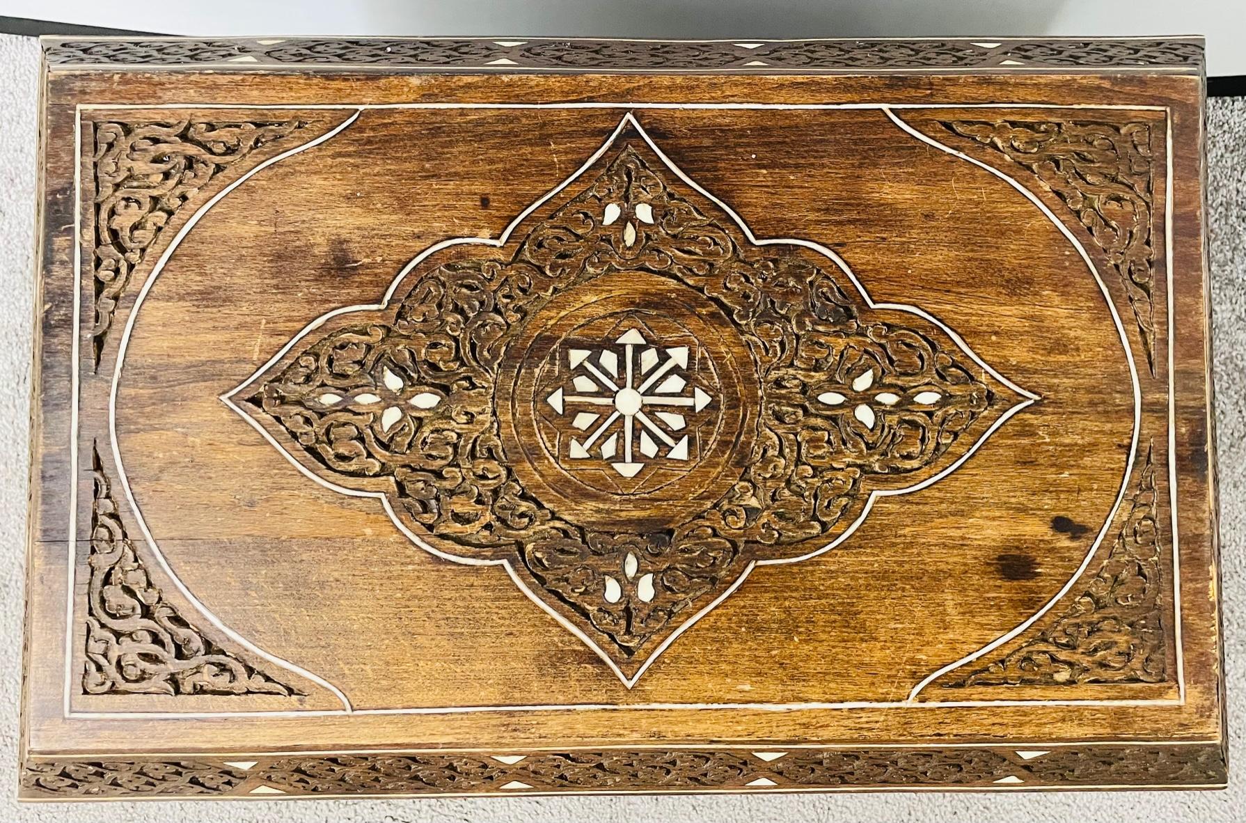 Vintage Moroccan Hand Crafted Storage or Dowry Chest In Good Condition In Plainview, NY