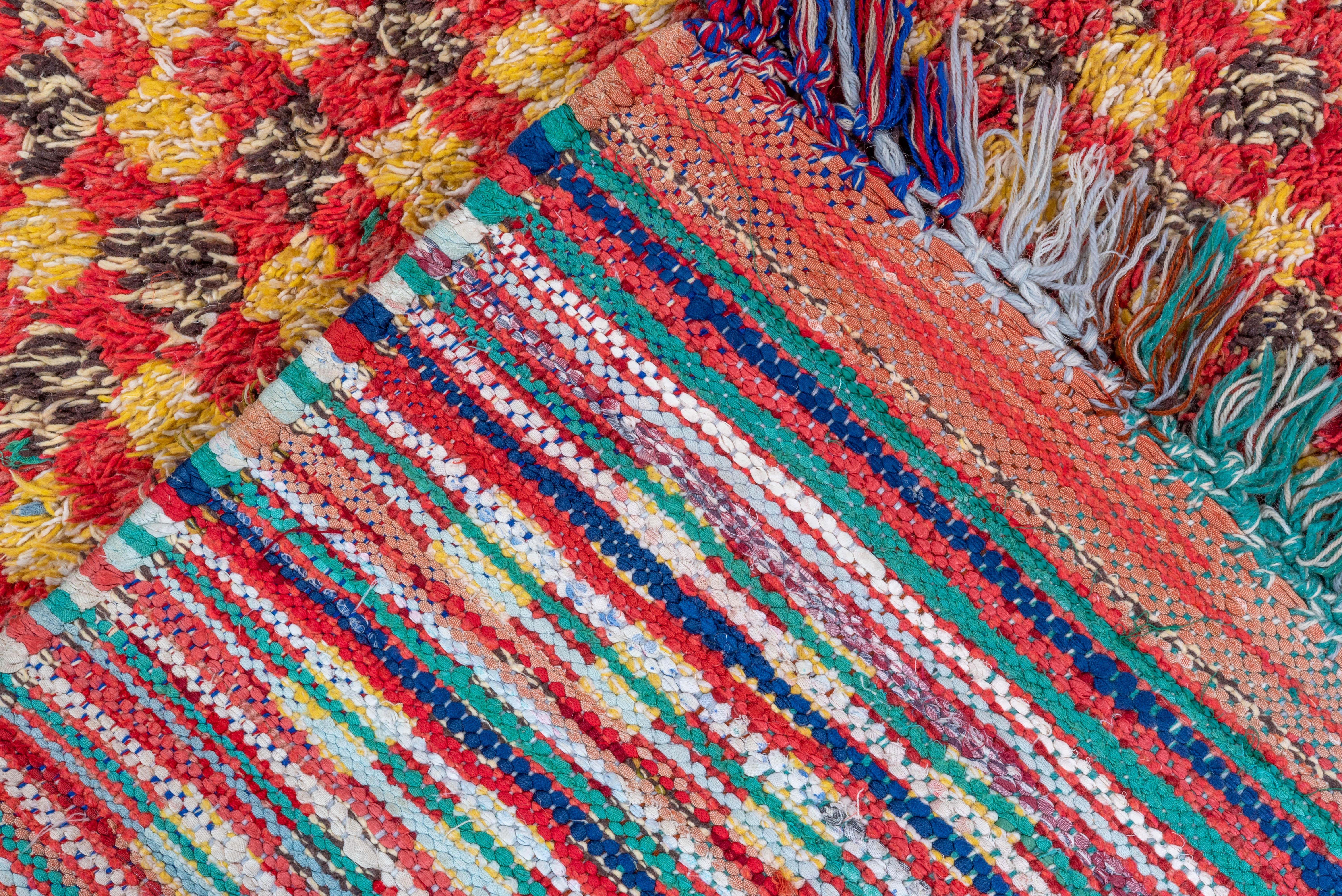 Vintage Moroccan Hand-Knotted Boucherouite Rug Central Diamond Motif In Good Condition For Sale In New York, NY
