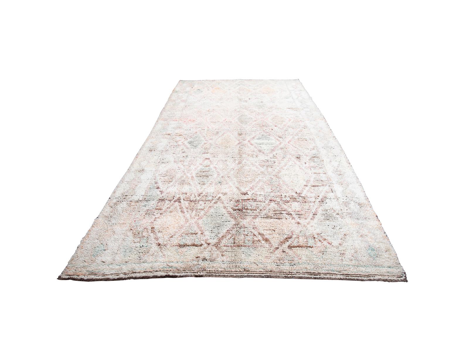 light pink moroccan rug