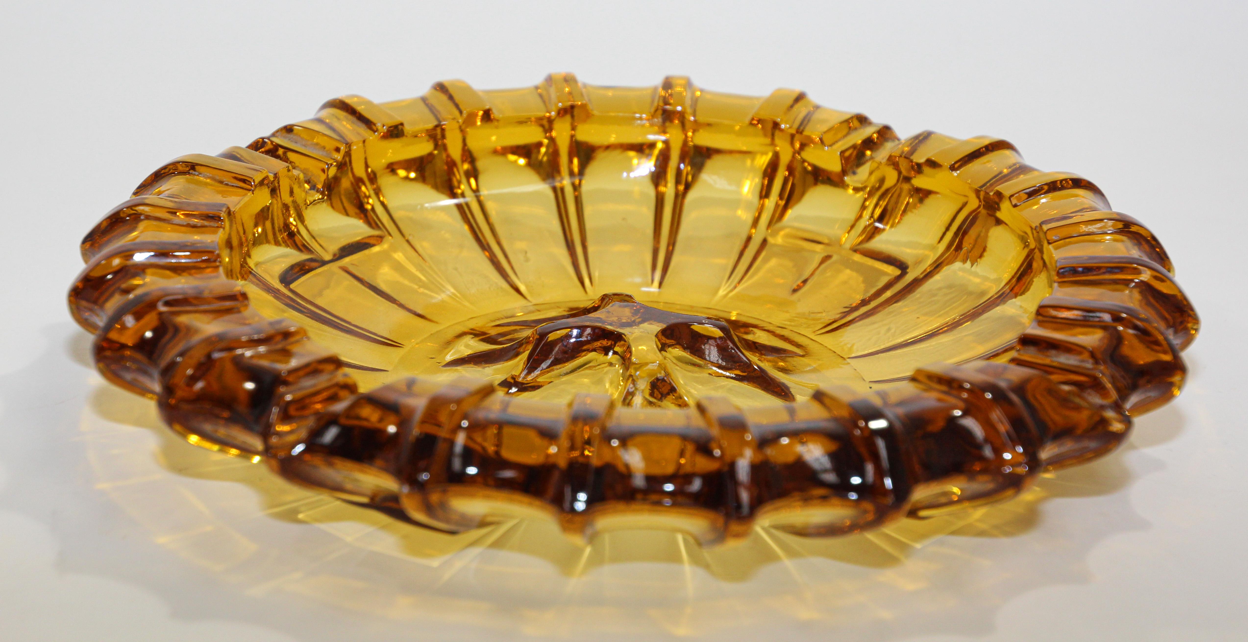 amber glass ashtray round