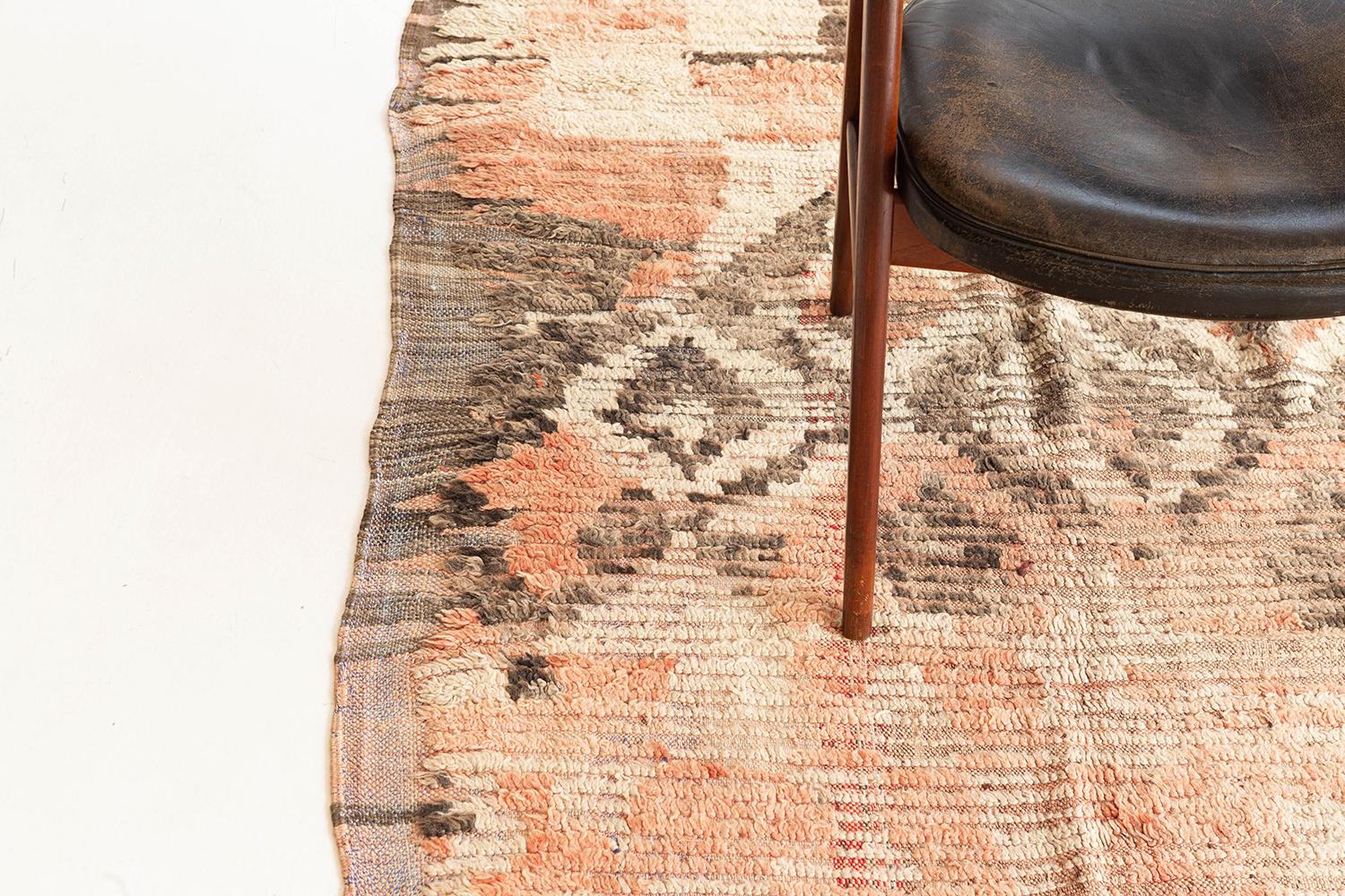 Vintage Marokkanischer Hoch Atlas Stammes-Teppich (Wolle) im Angebot