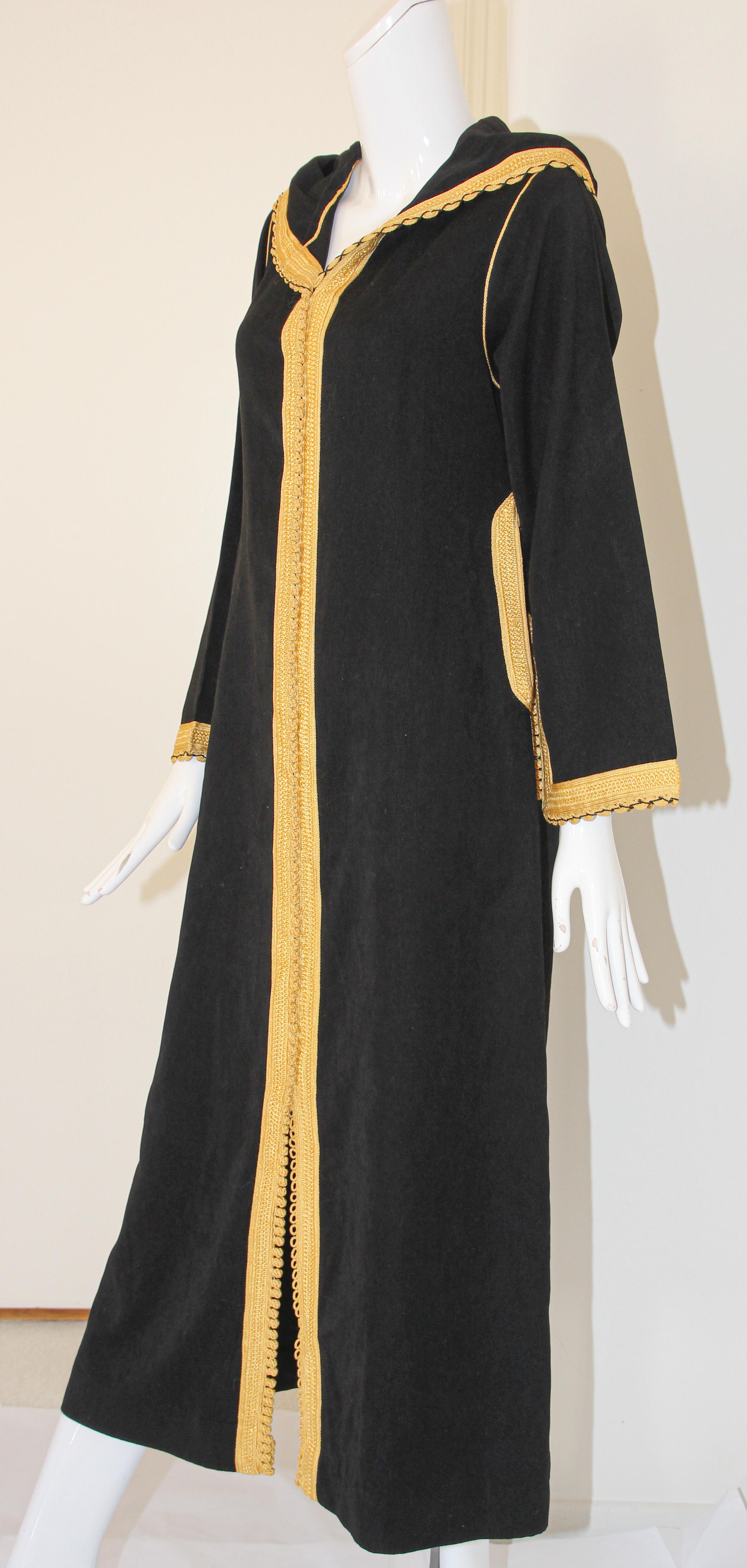 Vintage Moroccan Caftan, Hooded Black and Gold Trim Kaftan Circa 1970's In Good Condition For Sale In North Hollywood, CA