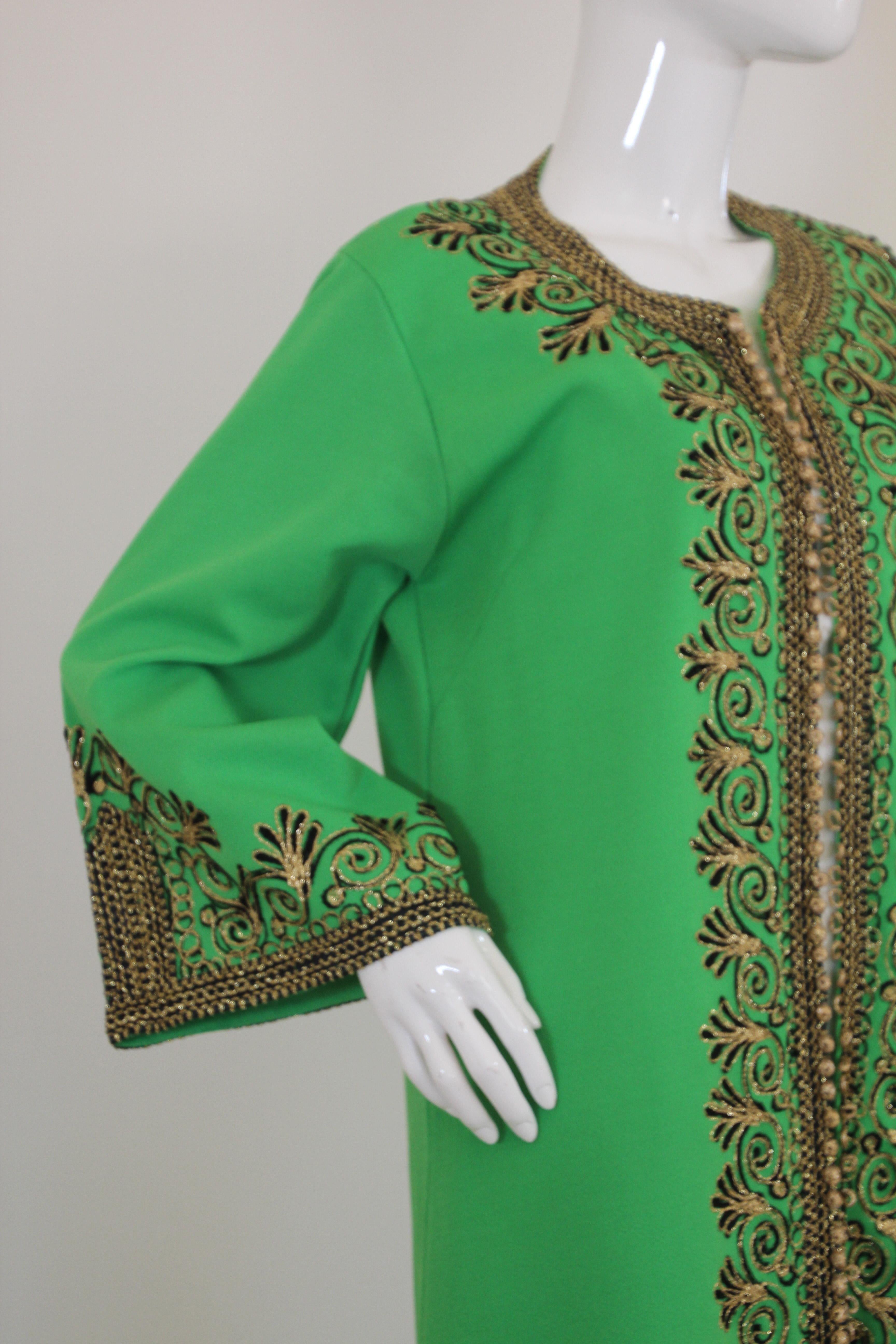 Vintage Moroccan Kaftan Green Maxi Dress circa 1970 Size L For Sale 6