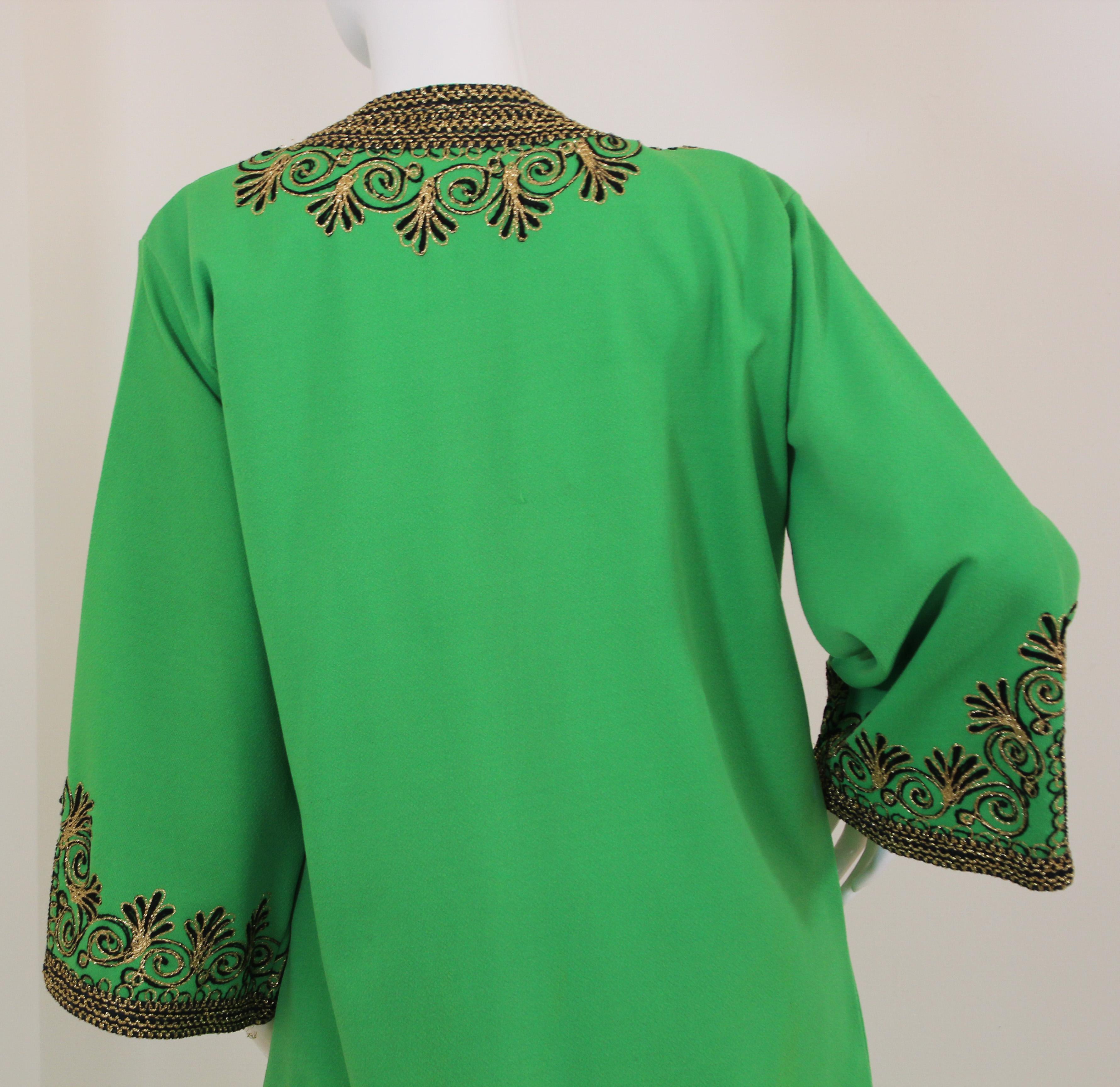 Vintage Moroccan Kaftan Green Maxi Dress circa 1970 Size L For Sale 11
