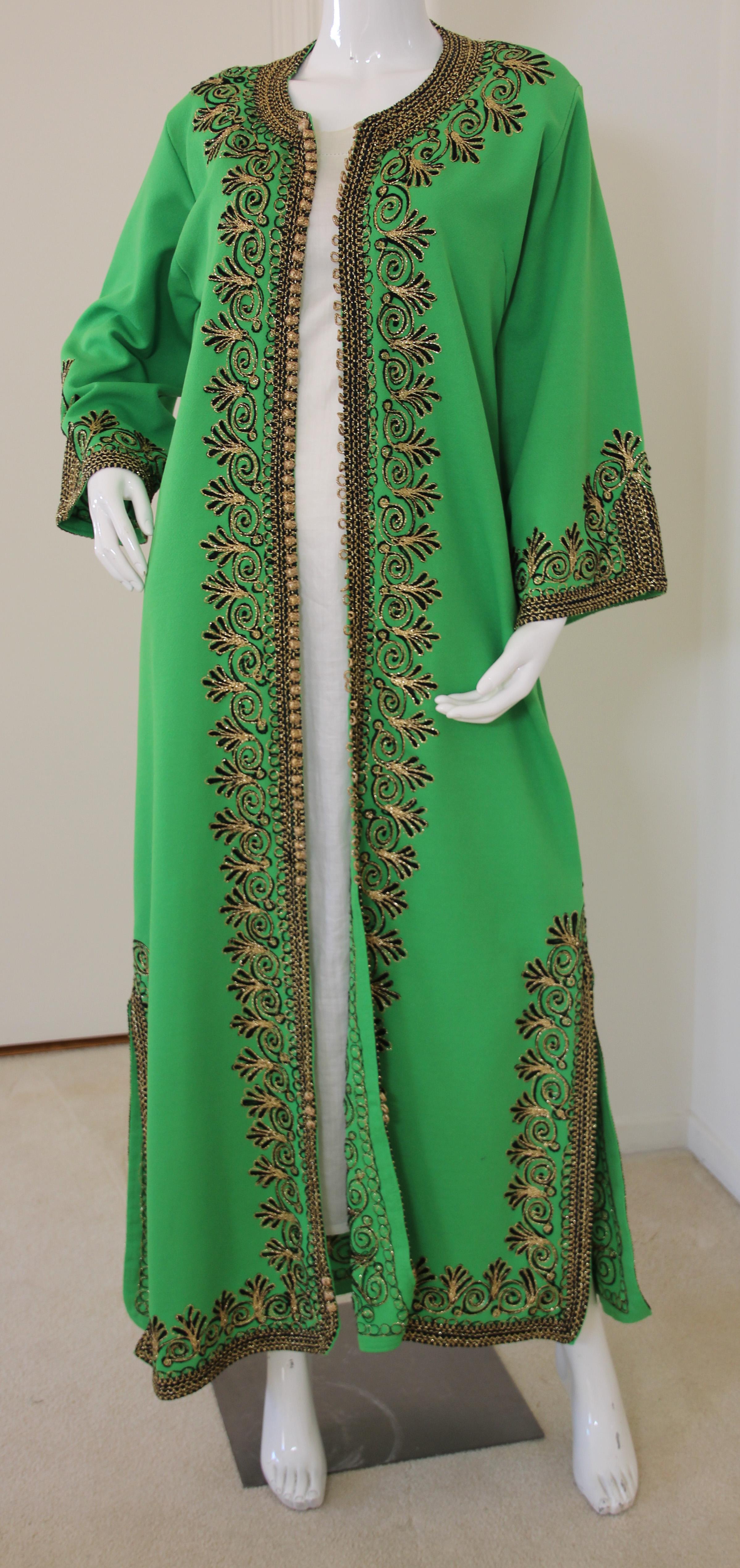 Vintage Moroccan Kaftan Green Maxi Dress circa 1970 Size L For Sale 12