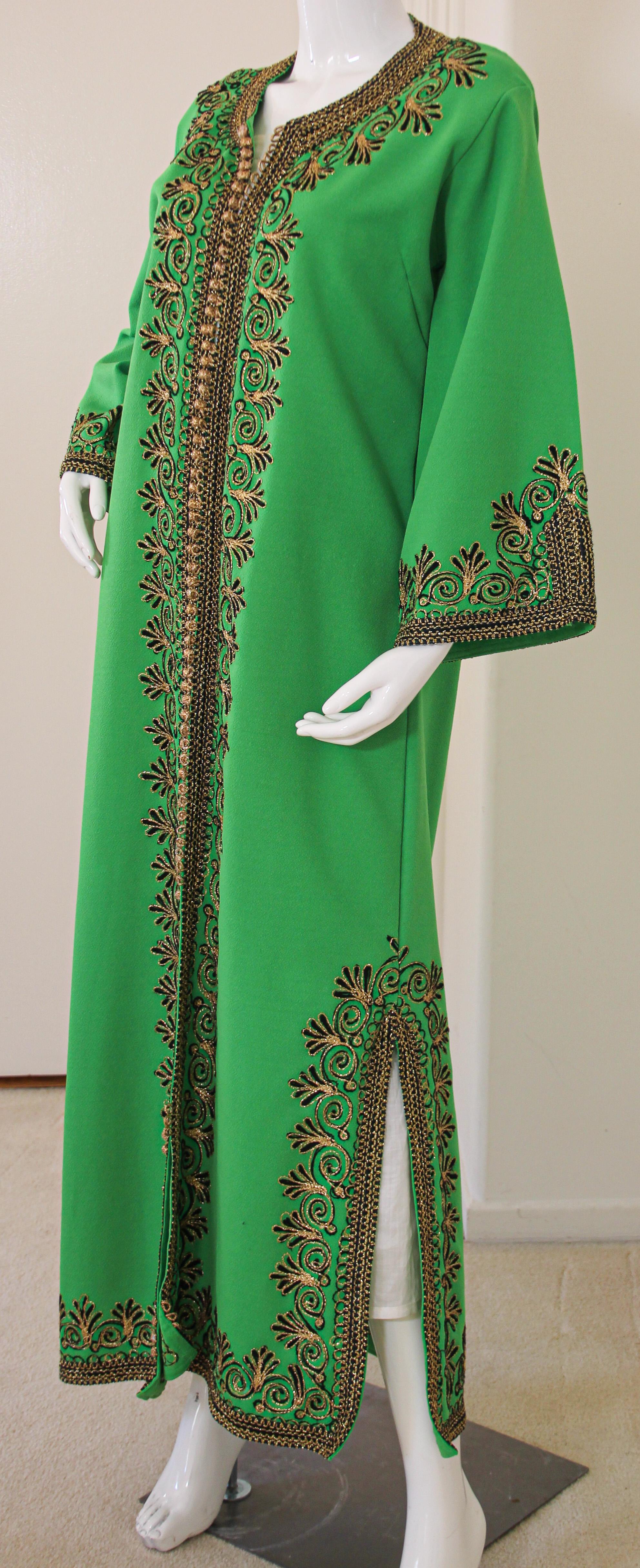 Bohemian Vintage Moroccan Kaftan Green Maxi Dress circa 1970 Size L For Sale