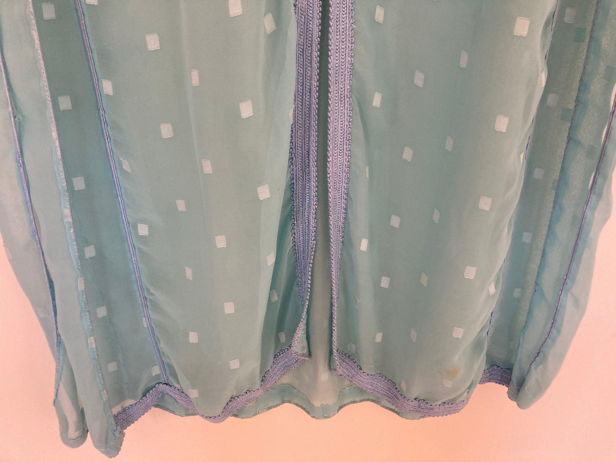 Vintage Moroccan Kaftan in Turquoise Cheer Fabric For Sale 3