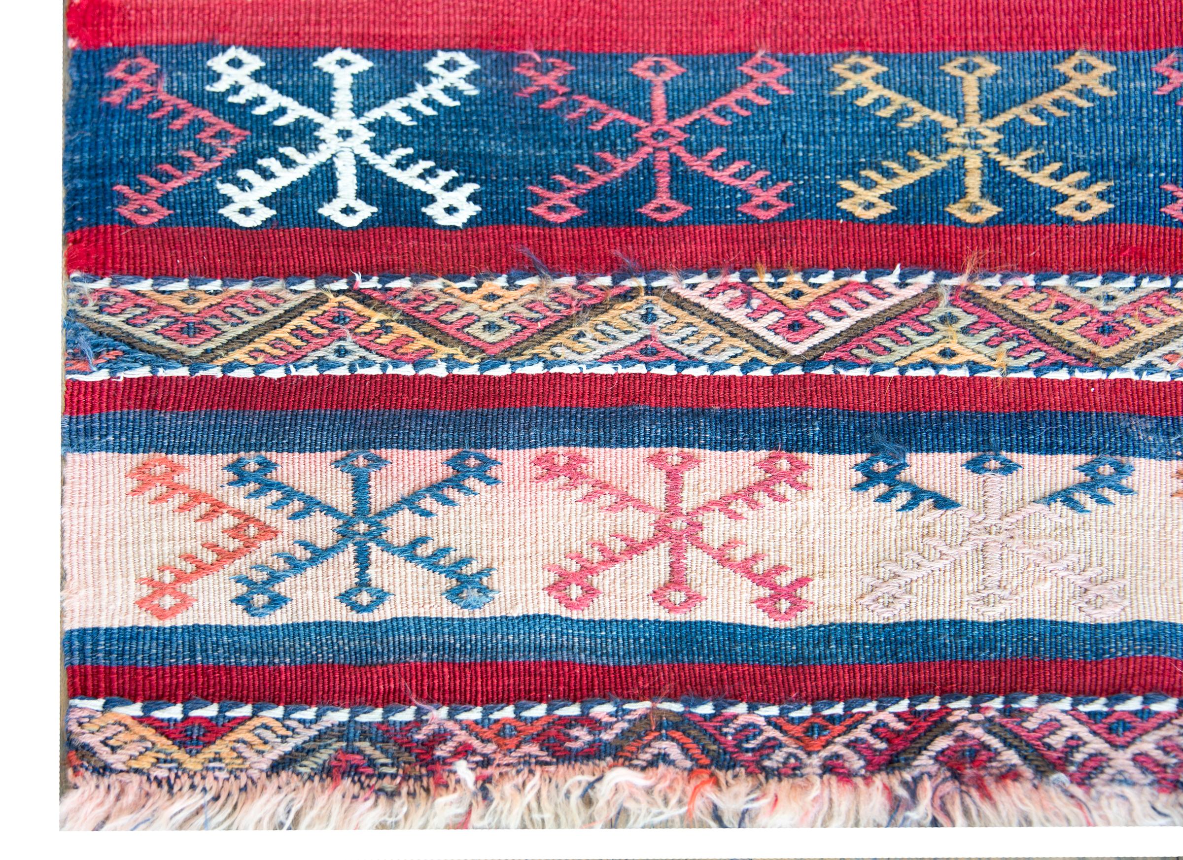 Marokkanischer Kelim-Teppich, Vintage im Angebot 4