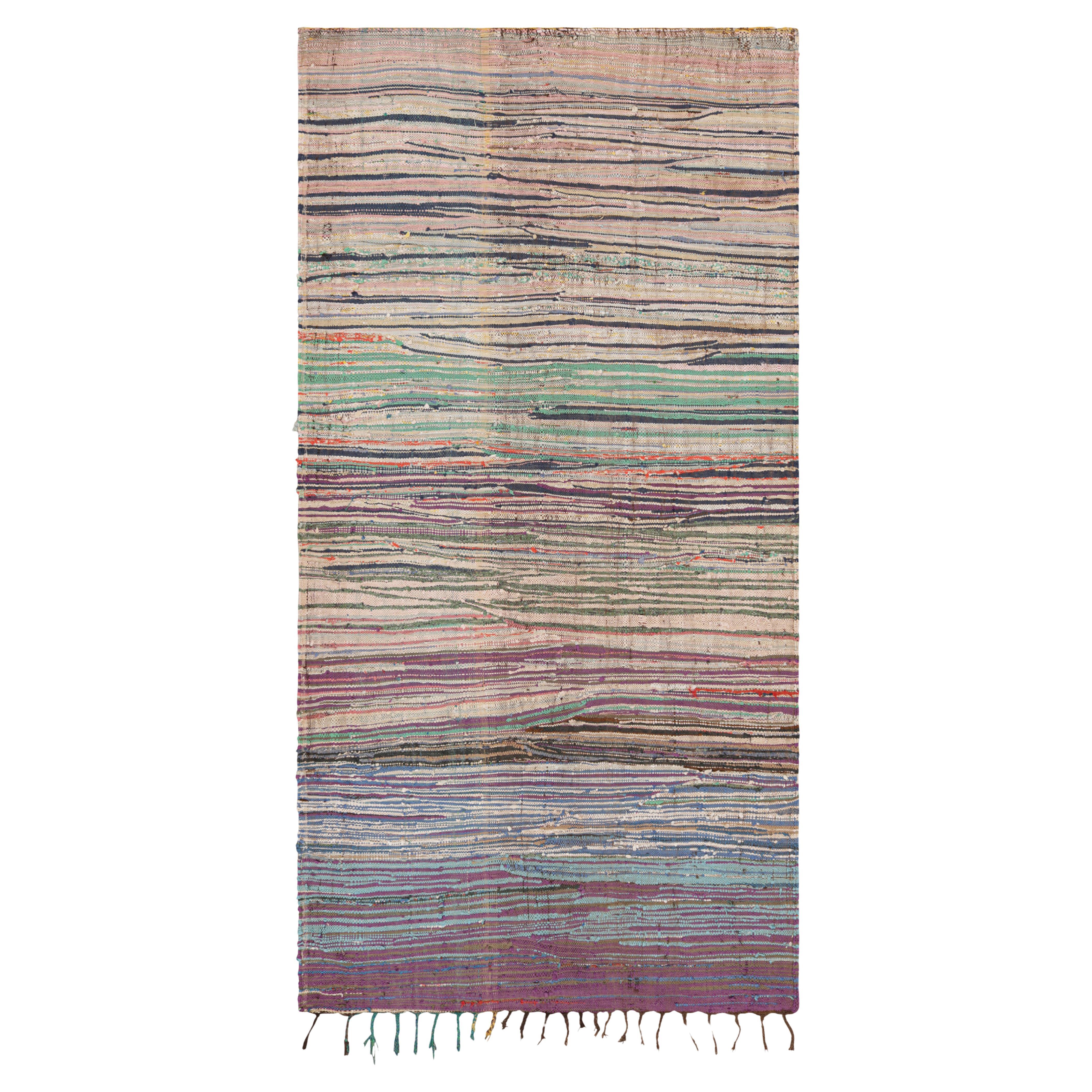 Tapis Kilim marocain vintage à rayures polychromes, de Rug & Kilim