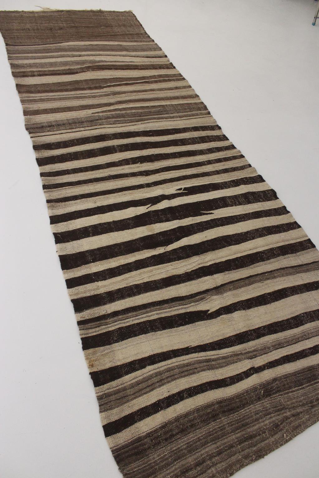 Vintage Moroccan Kilim rug - Stripes in beige+brown - 4.6x14.4feet / 142x440cm For Sale 3