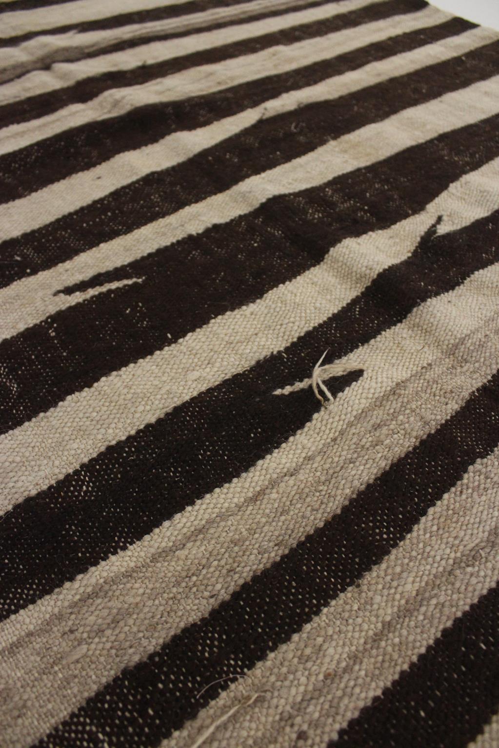 Vintage Moroccan Kilim rug - Stripes in beige+brown - 4.6x14.4feet / 142x440cm For Sale 2