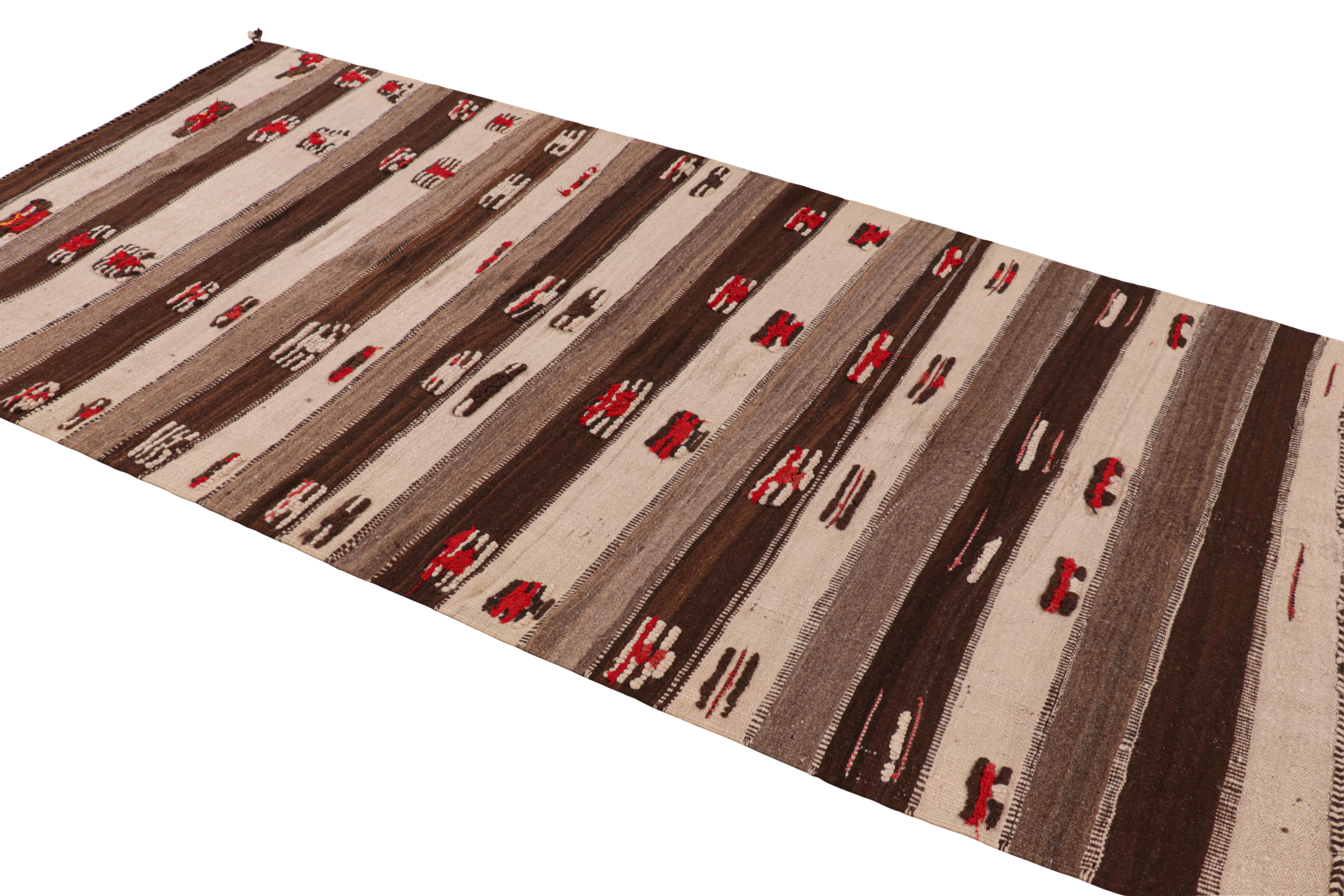 Tapis Kilim marocain vintage à rayures beige-brun, de Rug & Kilim Bon état - En vente à Long Island City, NY