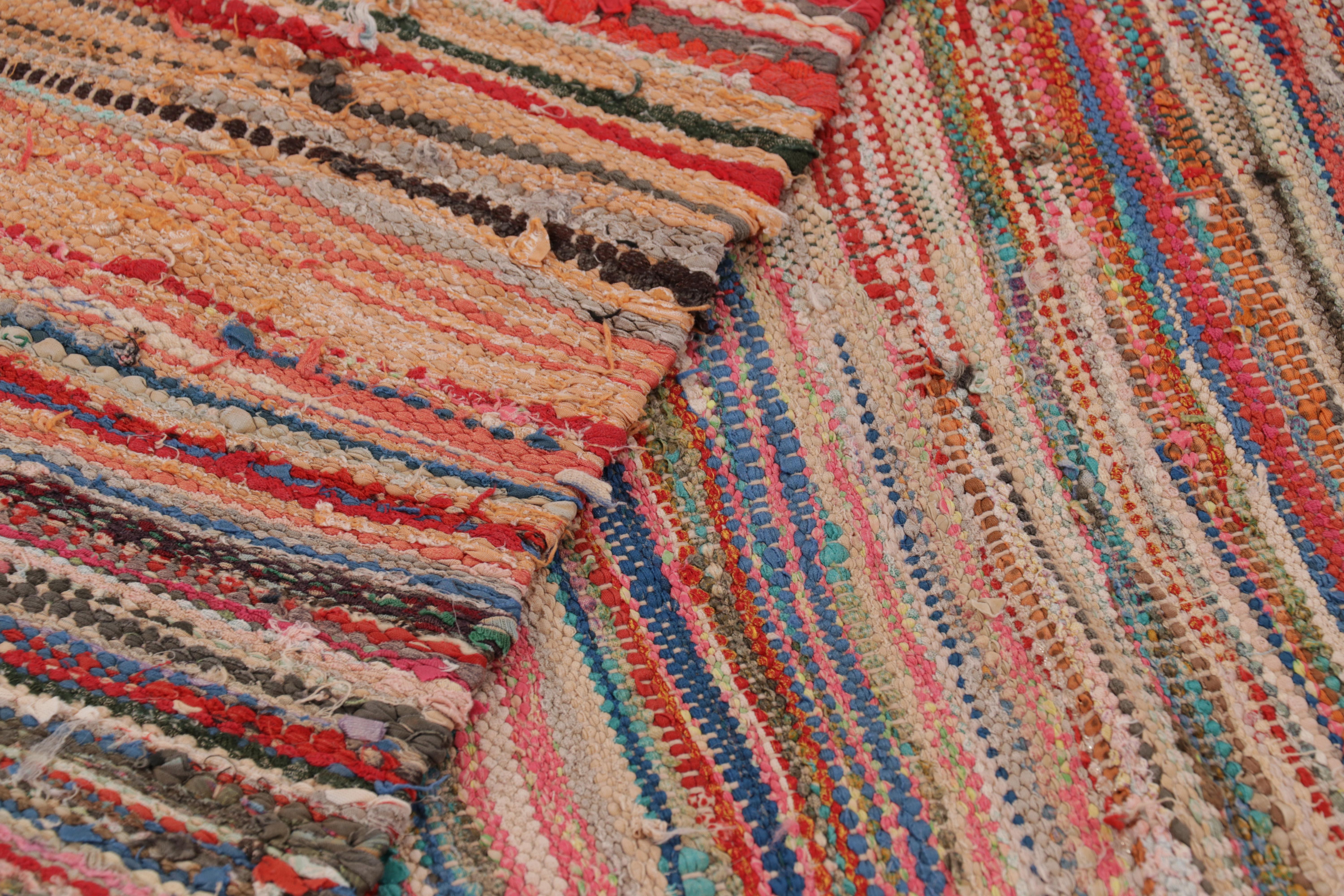 Lana Tappeto kilim marocchino vintage con strisce policrome, da Rug & Kilim in vendita
