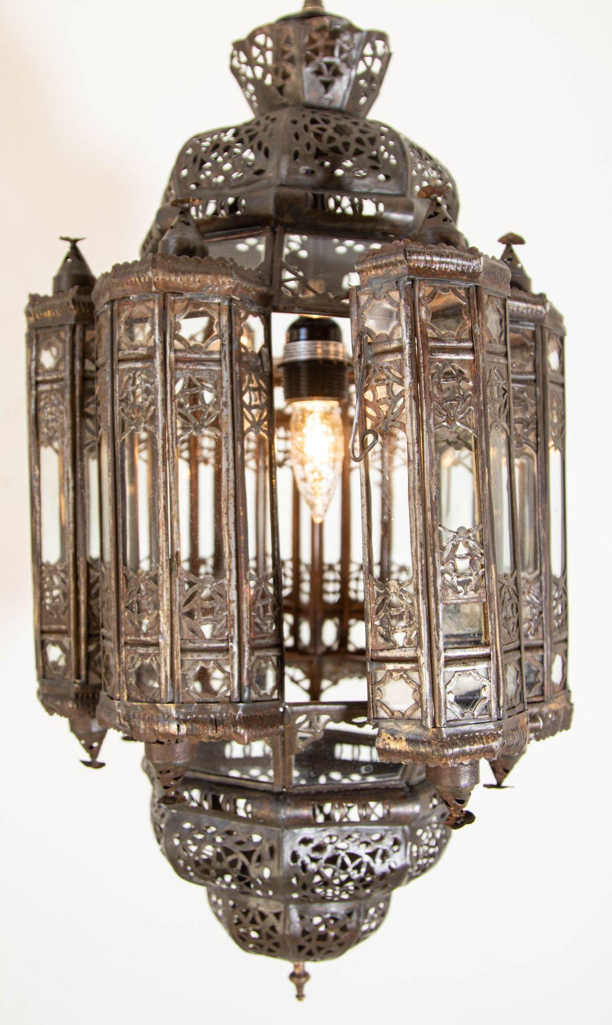Vintage Moroccan Lantern Mamounia Clear Glass Hand-Crafted Ceiling Light Fixture For Sale 5