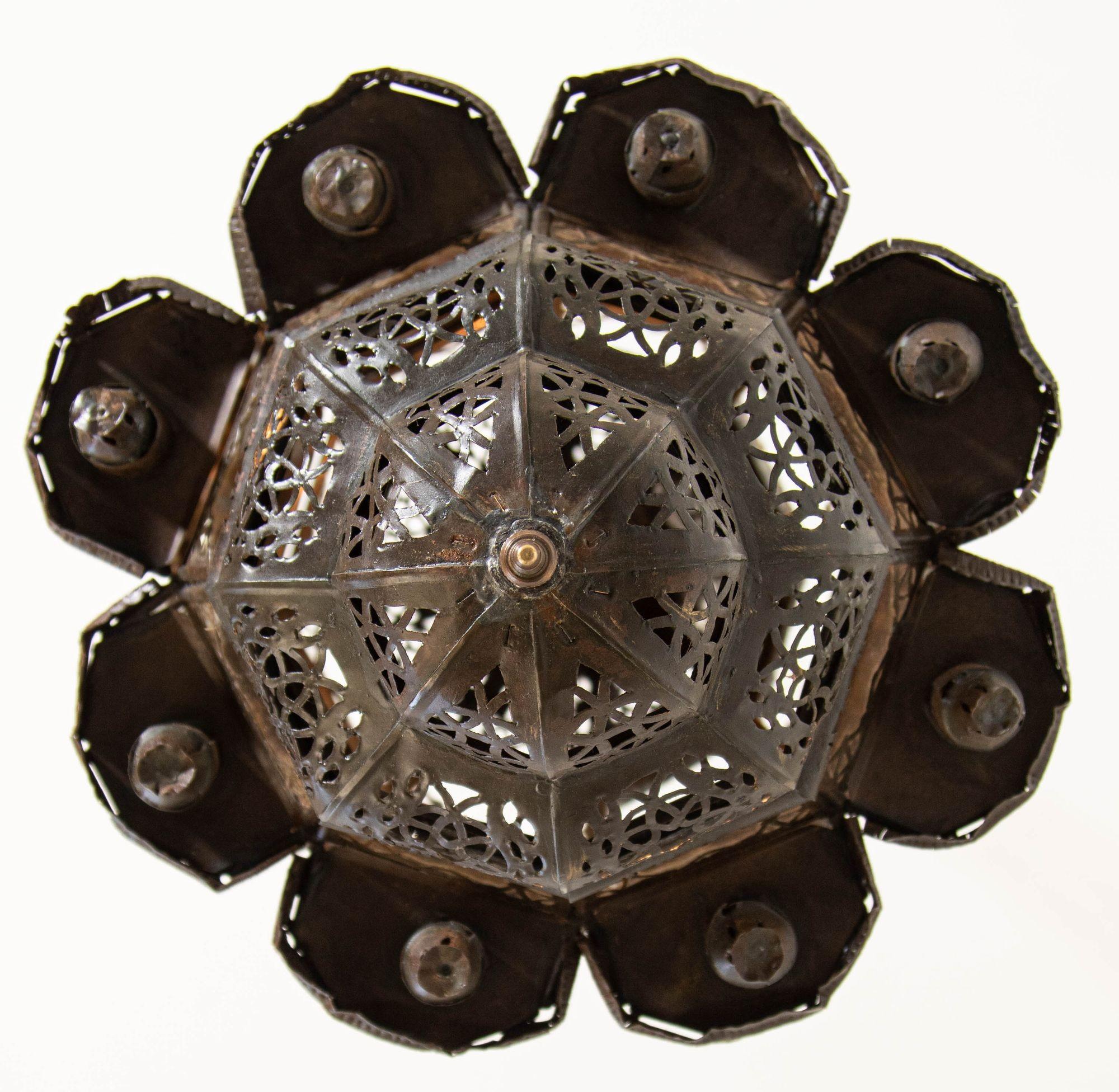 Vintage Moroccan Lantern Mamounia Clear Glass Hand-Crafted Ceiling Light Fixture For Sale 4