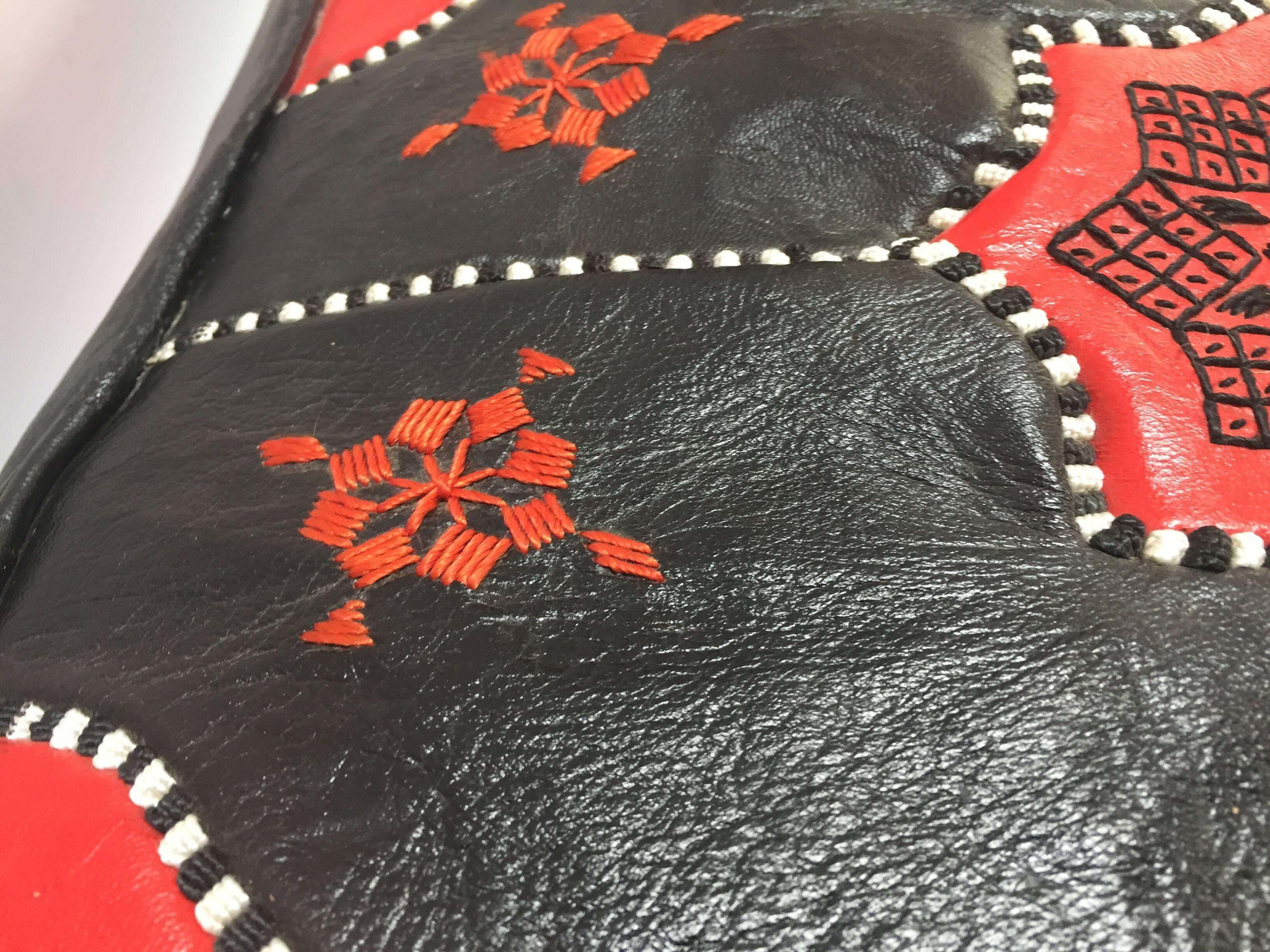 20th Century Vintage Moroccan Leather Rectangular Pouf in Red and Black For Sale