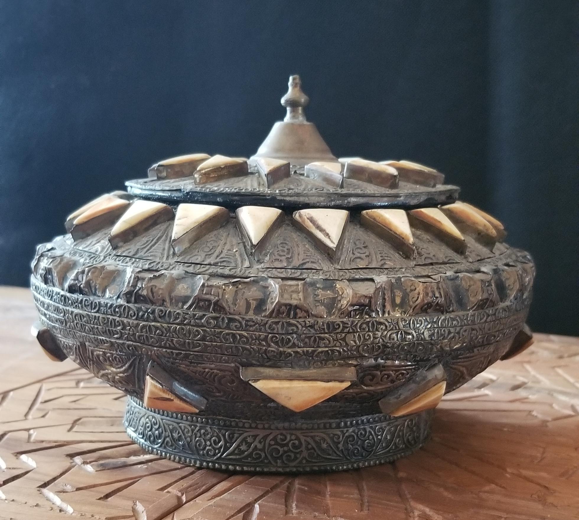 Hammered Vintage Moroccan Metal and Bone Inlaid Spice Box or Canister, 1 For Sale