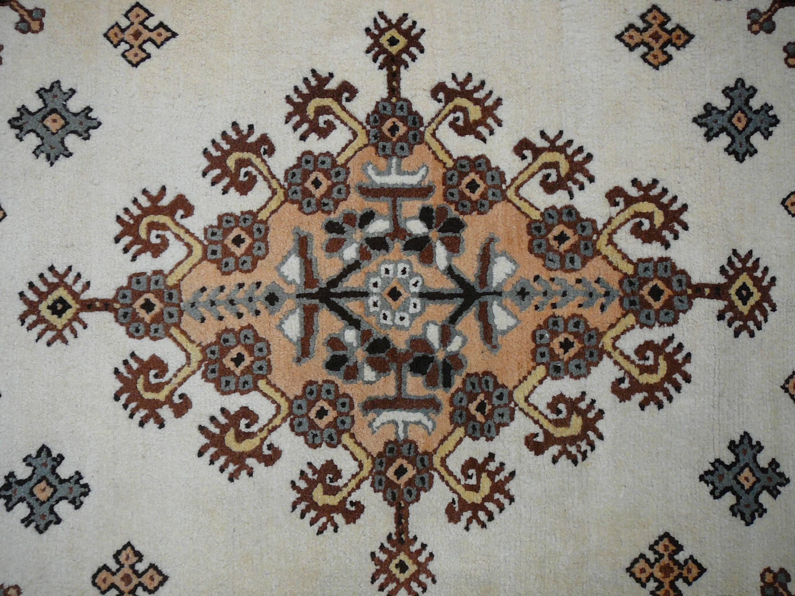Wool Vintage moroccan north african berber rug For Sale