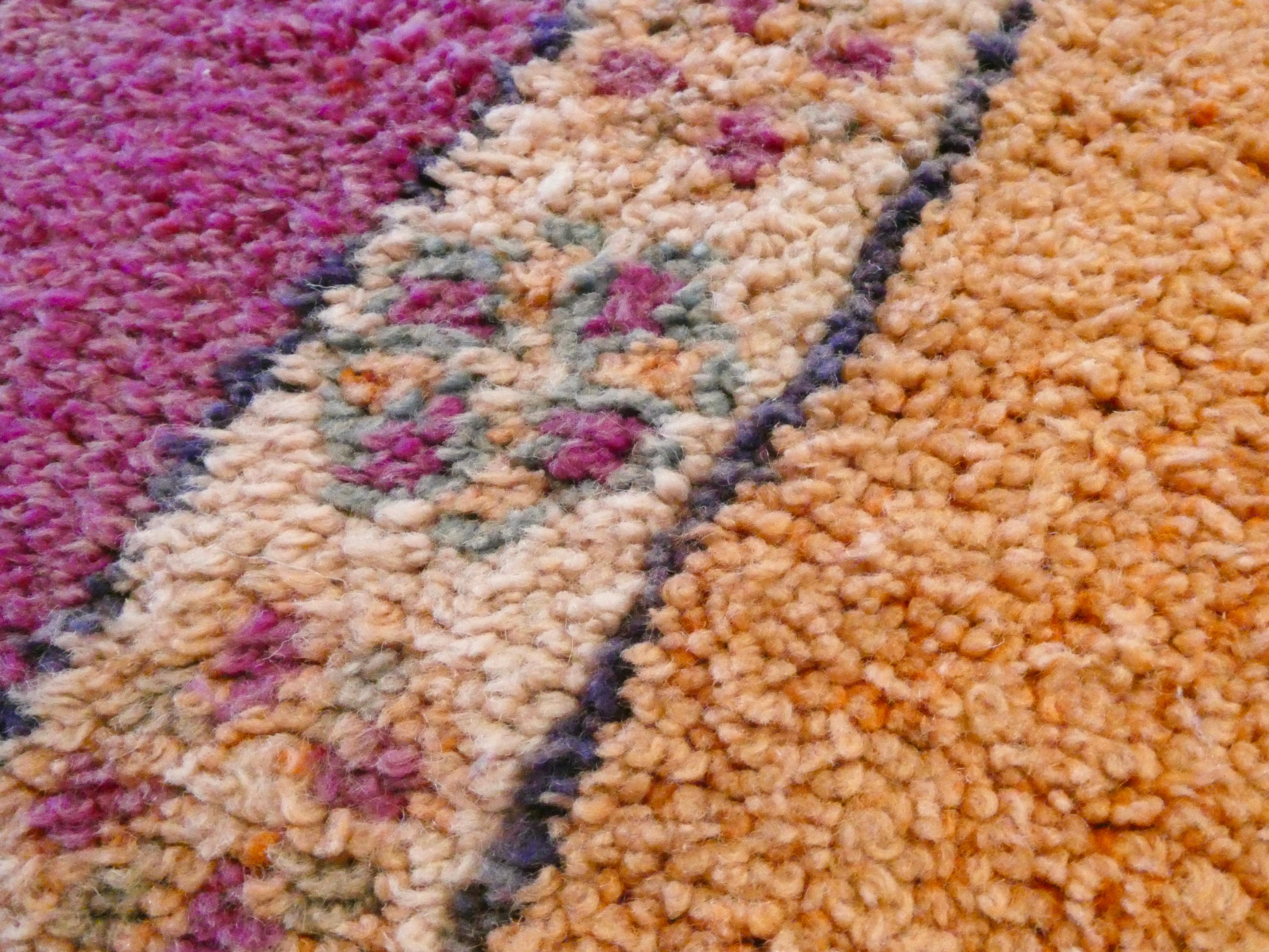 Puf marroquí vintage de lana Cojín de suelo Tejido a mano en venta