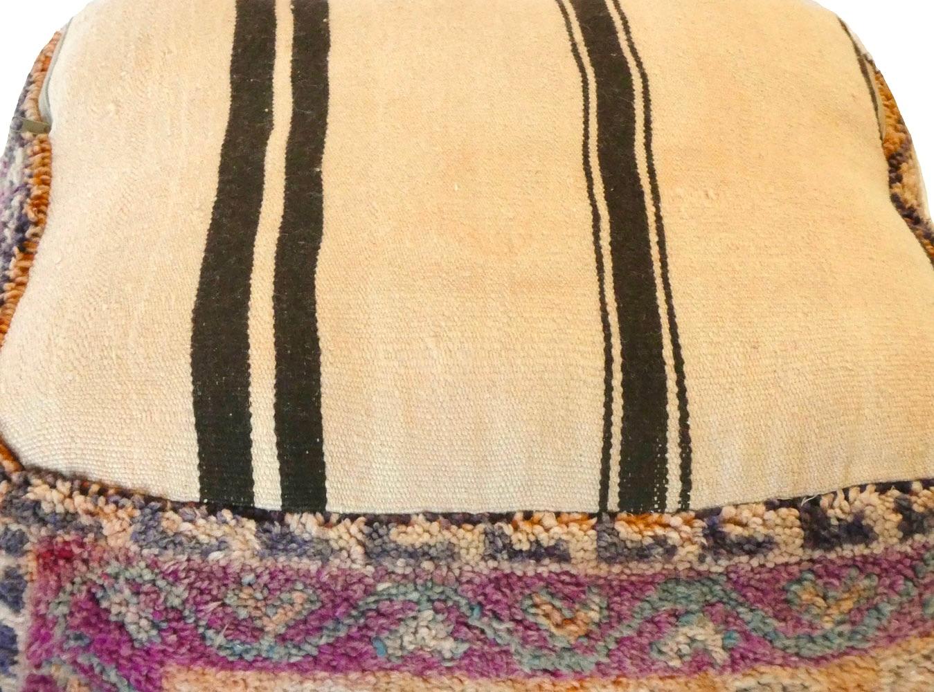 Lana Cuscino da terra Pouf marocchino vintage in lana in vendita