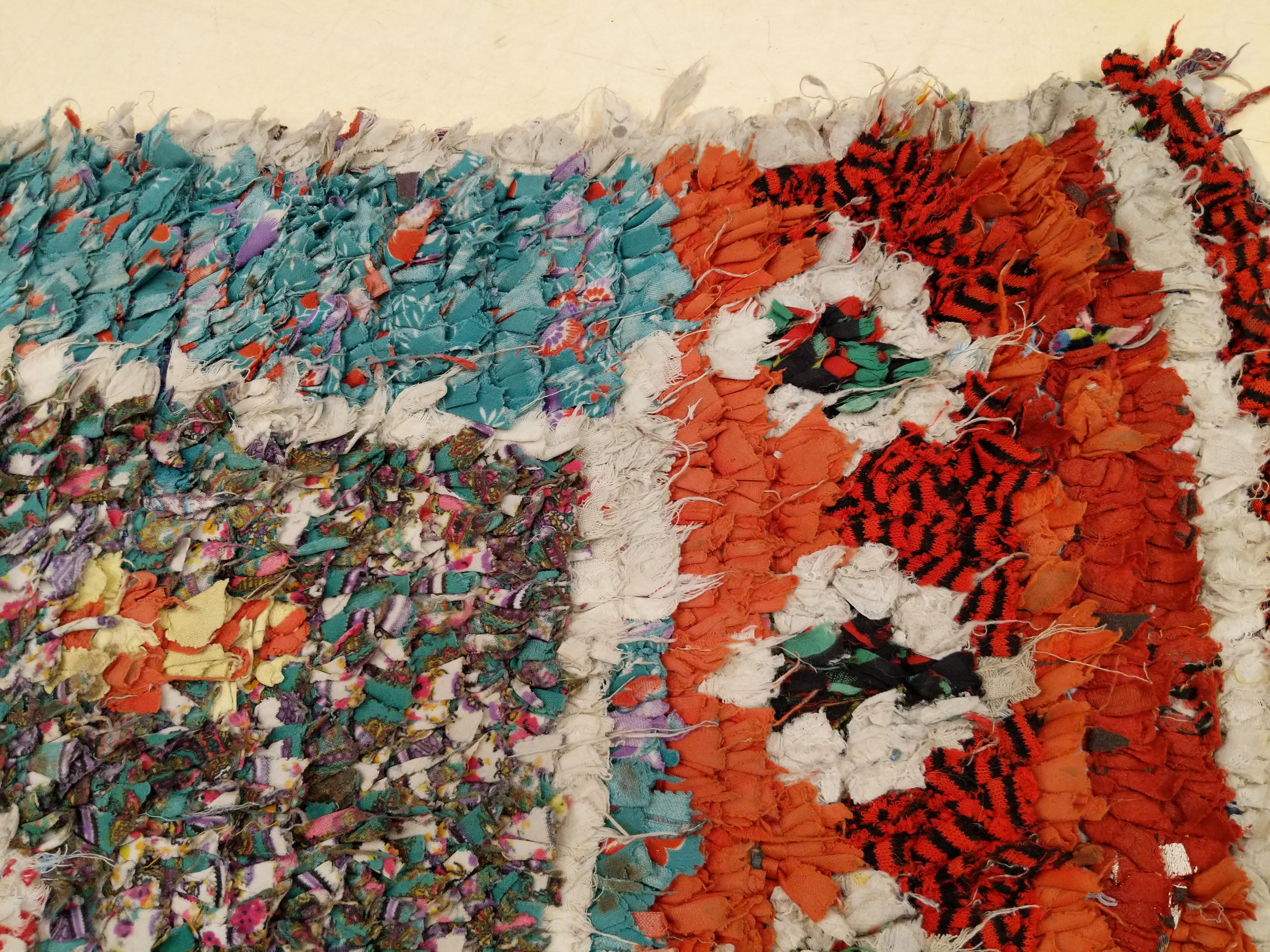 Marokkanischer bunter abstrakter Boujad-Berberteppich im Boujad-Stil im Angebot 5