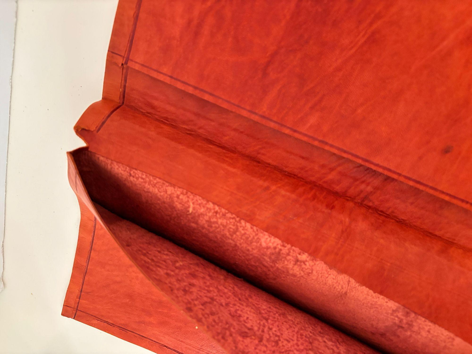 Padfolio marocchino d'epoca in pelle goffrata rossa e oro In condizioni discrete in vendita a North Hollywood, CA