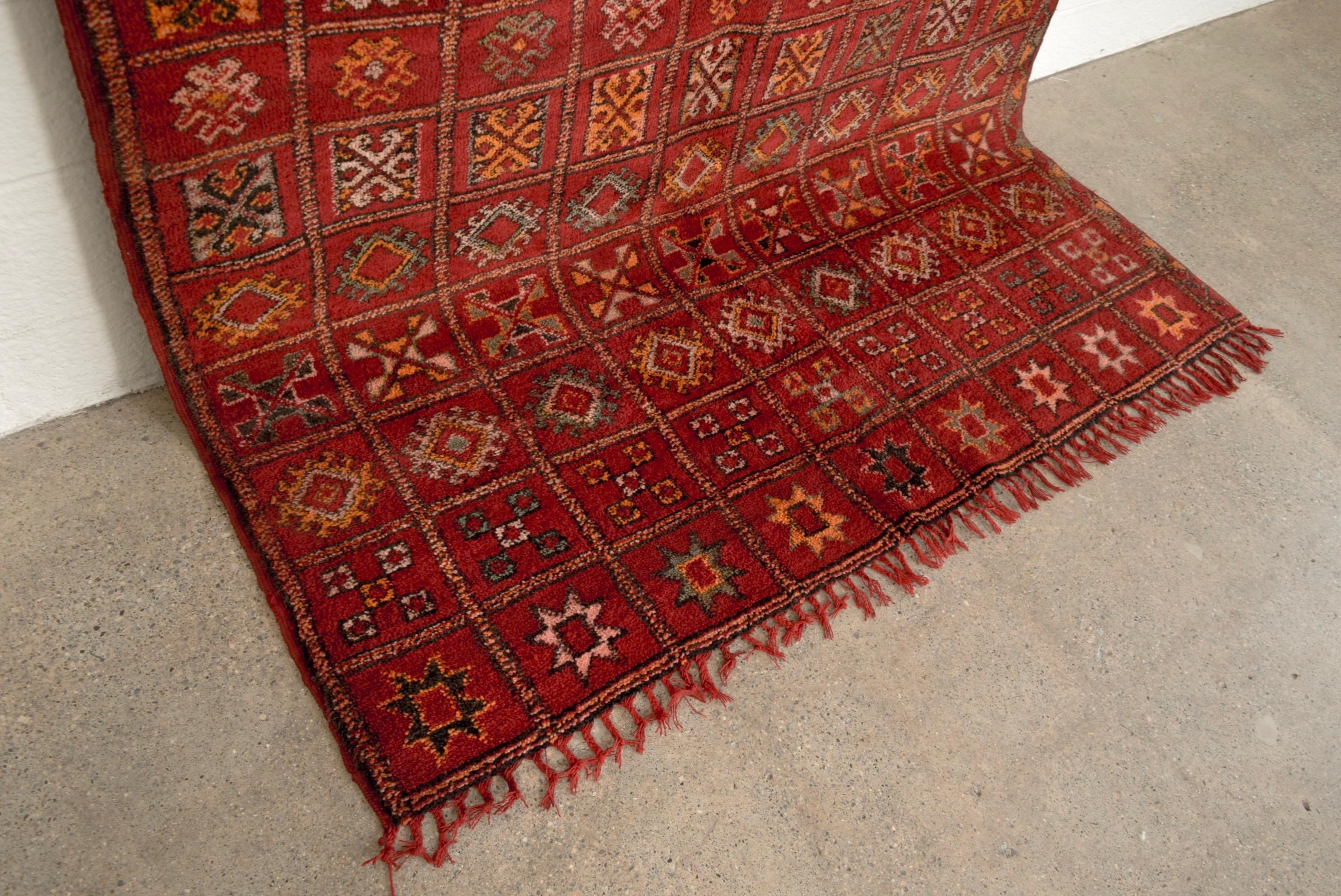 Vintage Moroccan Red Boujad Handwoven Wool Floor Rug For Sale 2