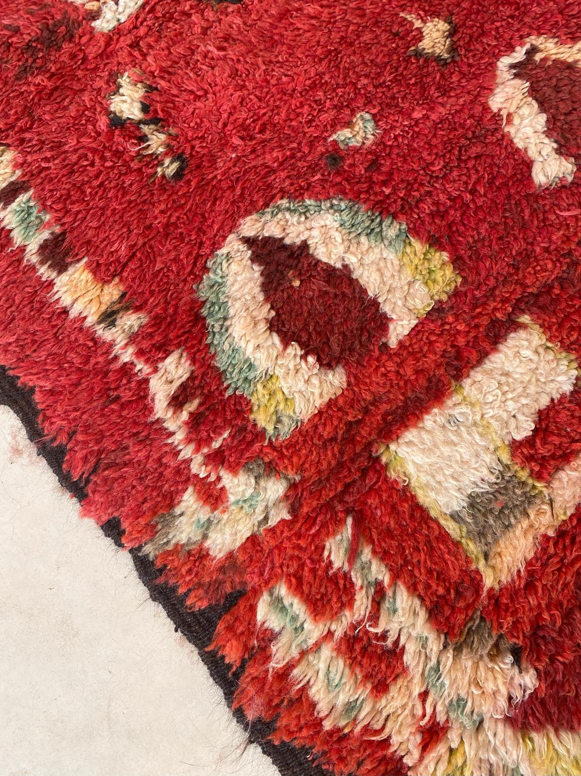 Marokkanischer Rehamna-Teppich im Vintage-Stil - Rot - 5.1x12,5feet / 156x382cm im Angebot 5