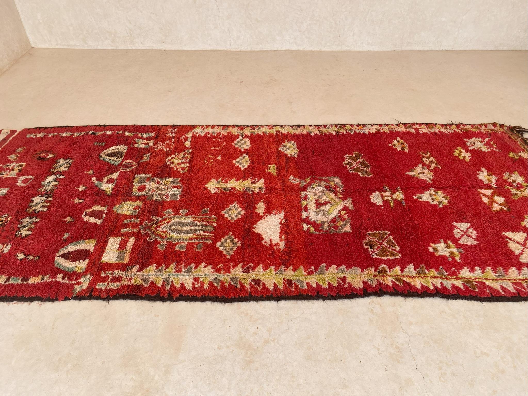 Hand-Woven Vintage Moroccan Rehamna rug - Red - 5.1x12.5feet / 156x382cm For Sale
