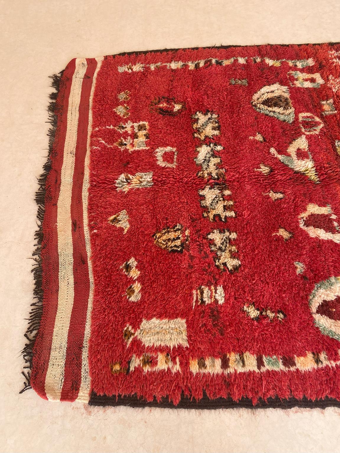 Vintage Moroccan Rehamna rug - Red - 5.1x12.5feet / 156x382cm For Sale 2